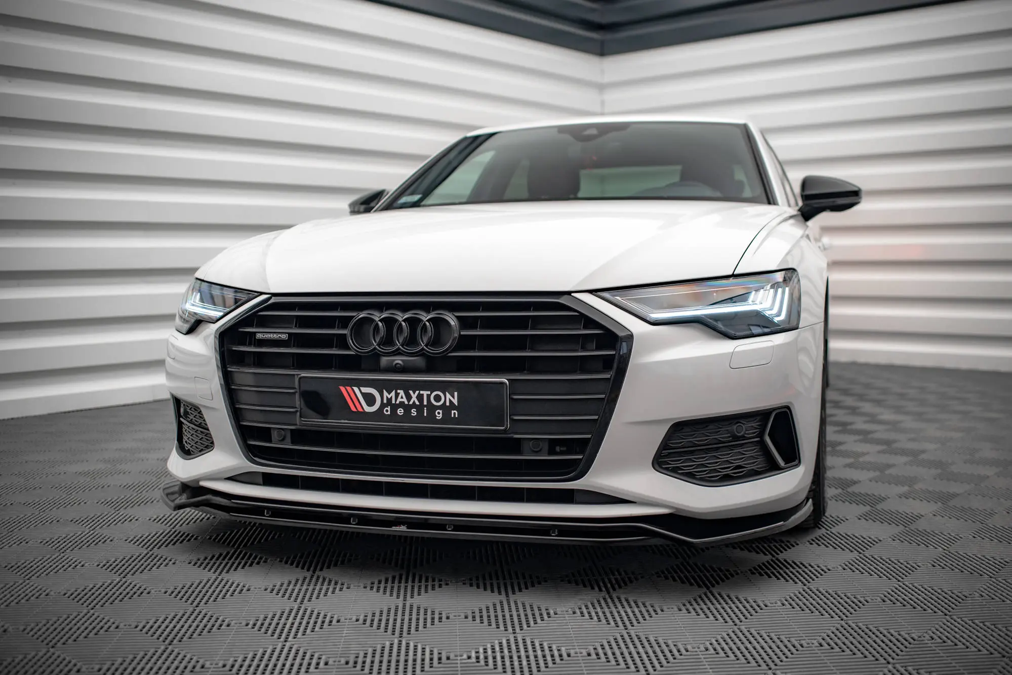 Frontspoiler Audi A6 C8 2018 - 2023 | V.3 Glossy Black Edition