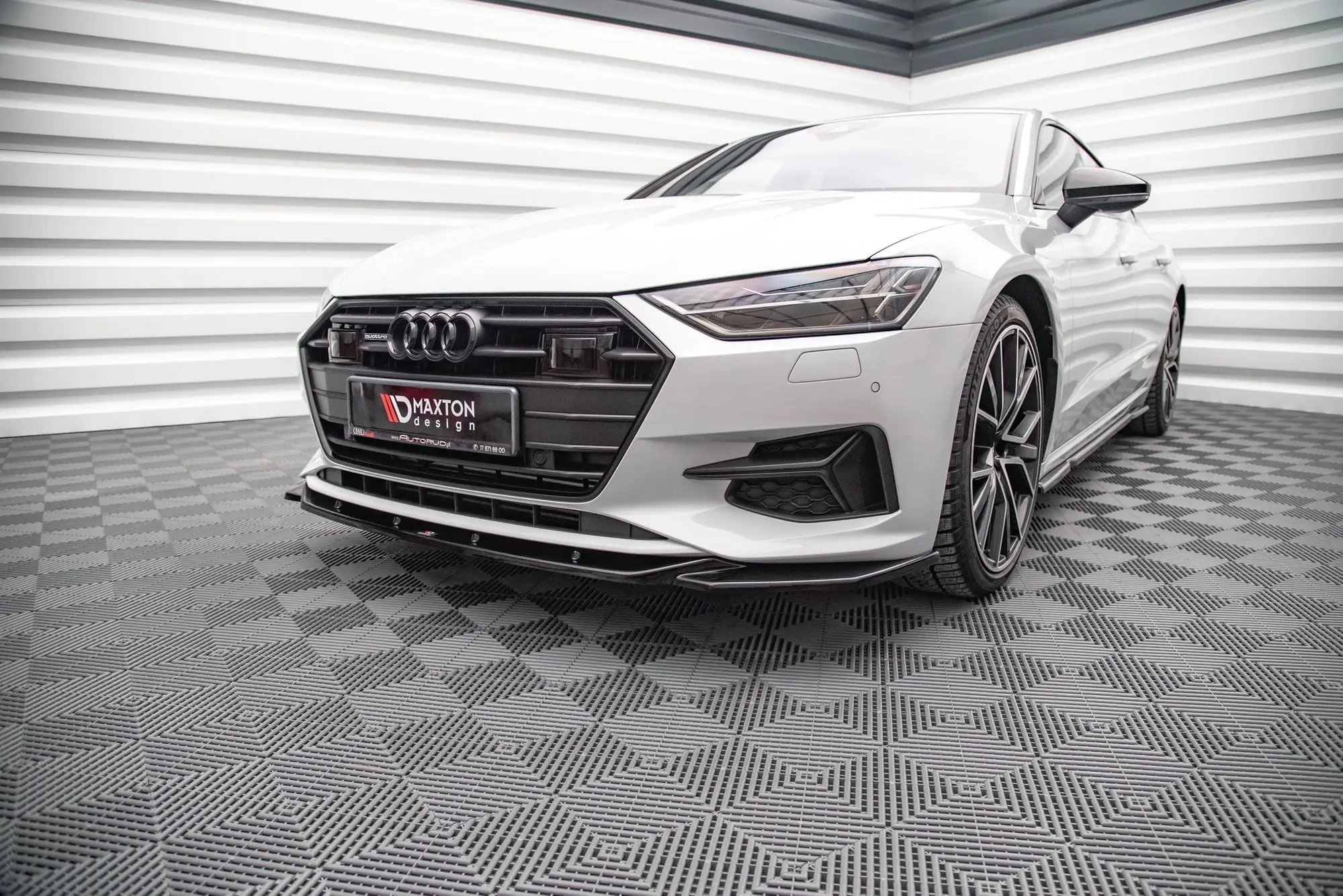 Frontspoiler Audi A7 Sportback 4K 2018 -> | V.1 Glossy Black Edition