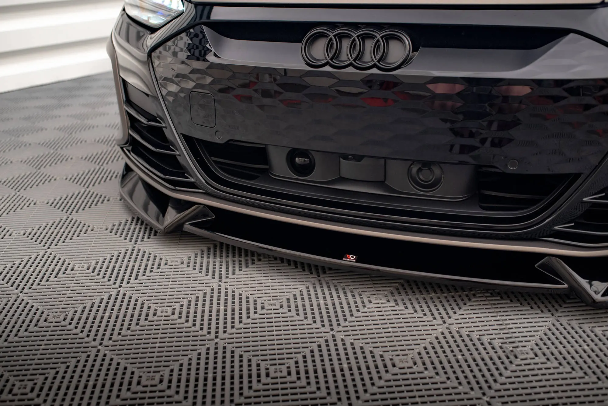Frontspoiler Audi e-tron GT / RS e-tron GT 2020-> | V.1 Glossy Black Edition