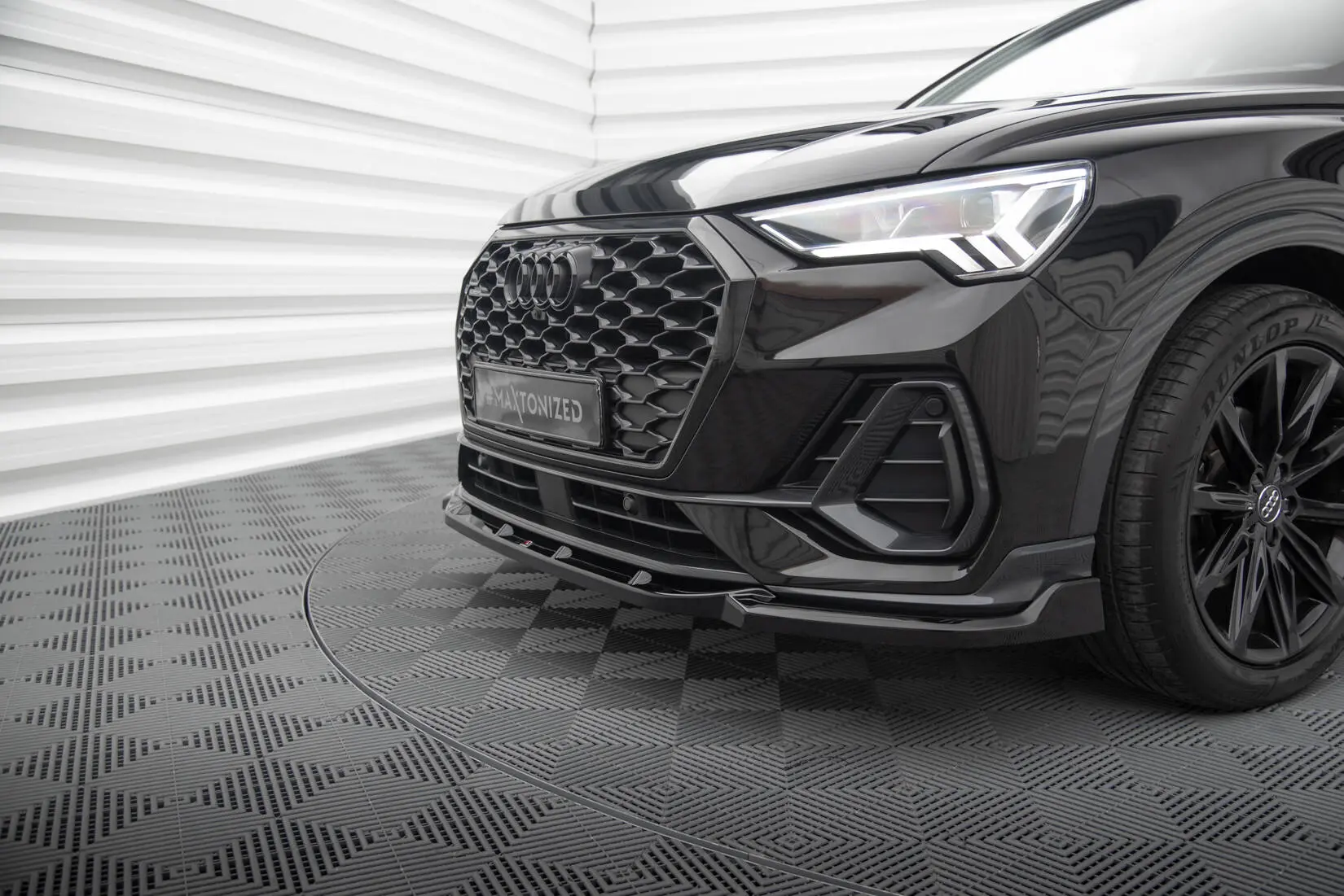 Frontspoiler Audi Q3 Sportback 2019 - 2025 | V.2 Glossy Black Edition