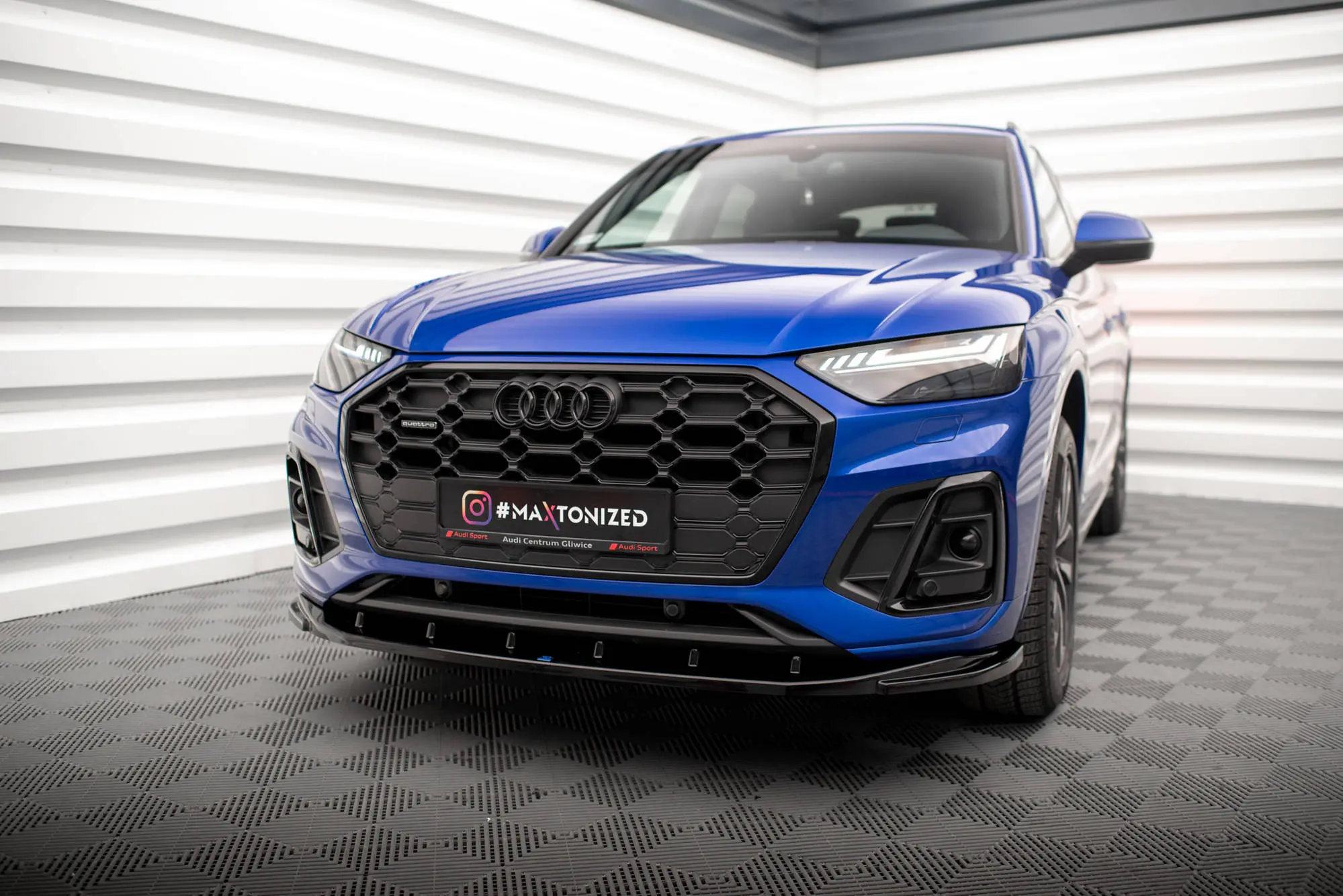 Frontspoiler Audi Q5 (FY) S-Line Facelift / Q5 Sportback / Audi SQ5 (FY) Facelift / SQ5 Sportback 2020 - 2025 | V.2 Glossy Black Edition – bilde 4