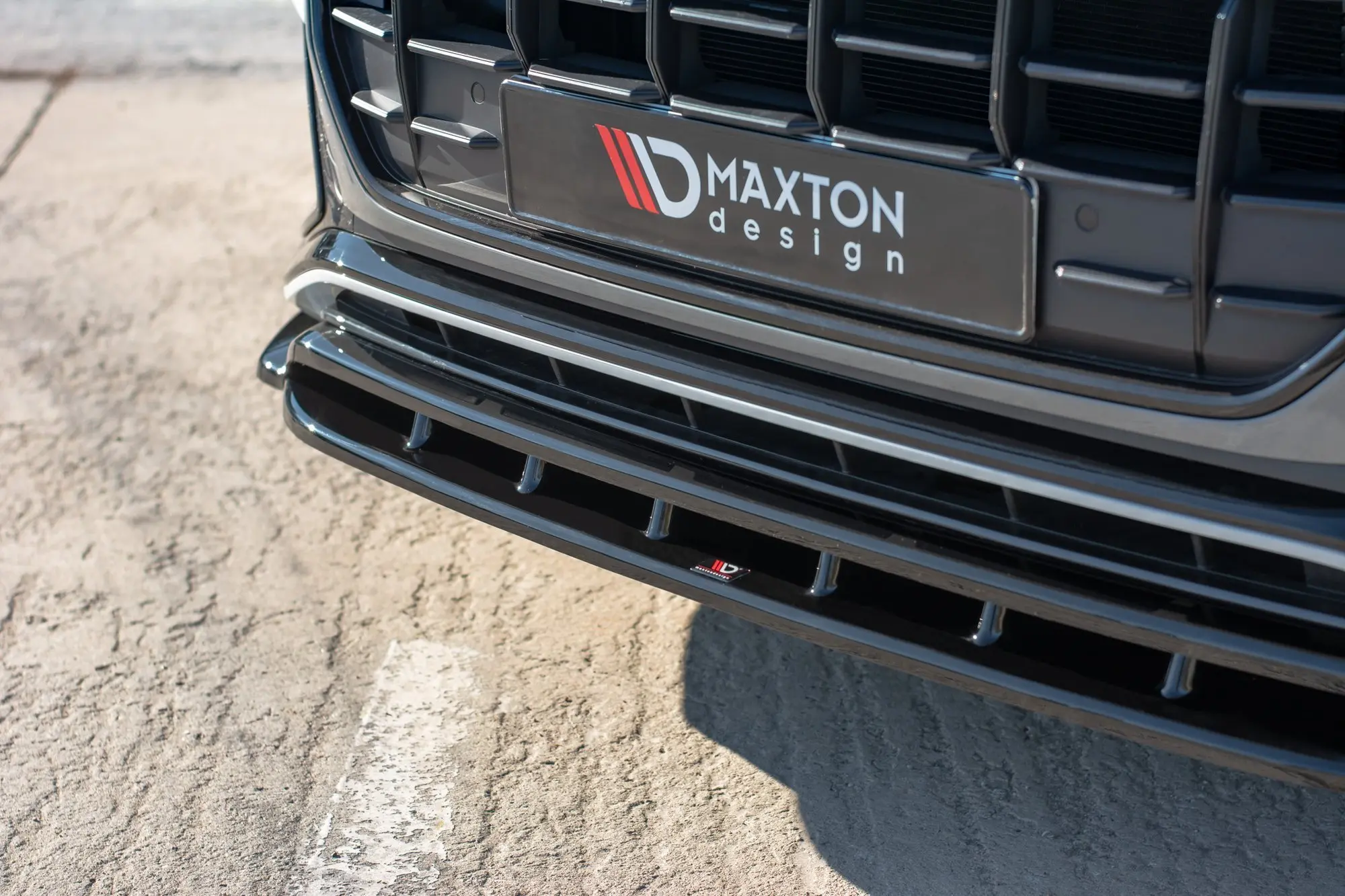 Frontspoiler Audi Q8 S-line 2018-> / Audi SQ8 2019 -> | Glossy Black Edition