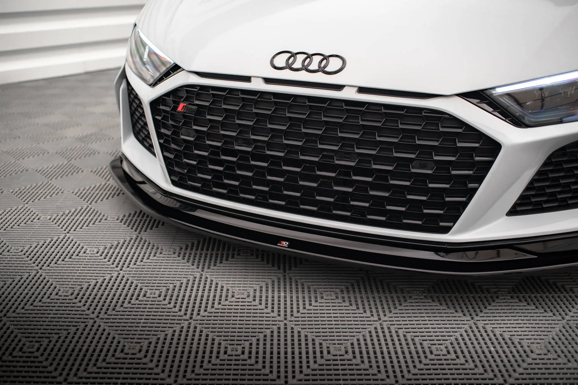 Frontspoiler Audi R8 II Facelift 2018-2023 | V.2 Glossy Black Edition – bilde 3