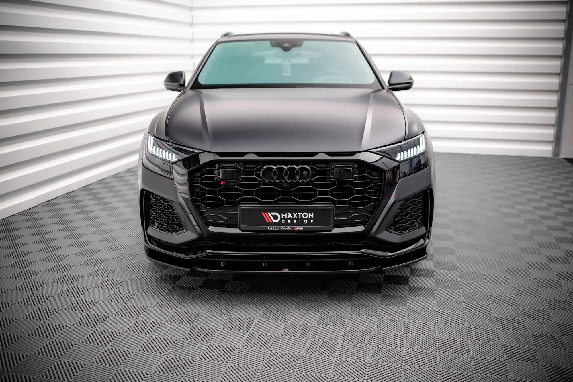 Frontspoiler Audi RS Q8 Mk1 2019 -> | V.1 Glossy Black Edition – bilde 2