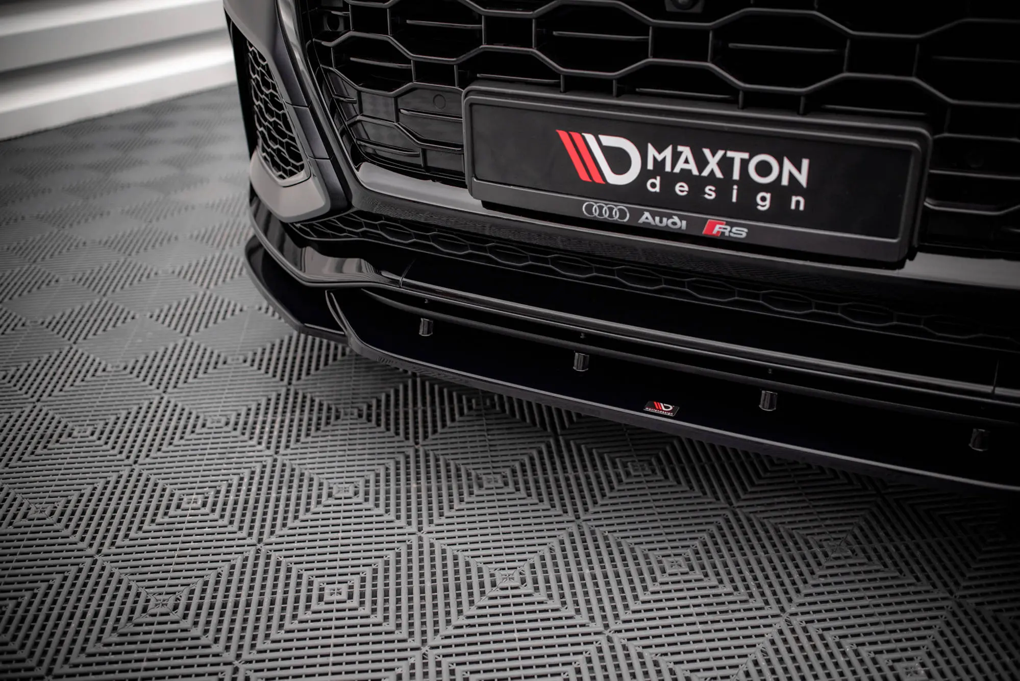 Frontspoiler Audi RS Q8 Mk1 2019 -> | V.2 Glossy Black Edition