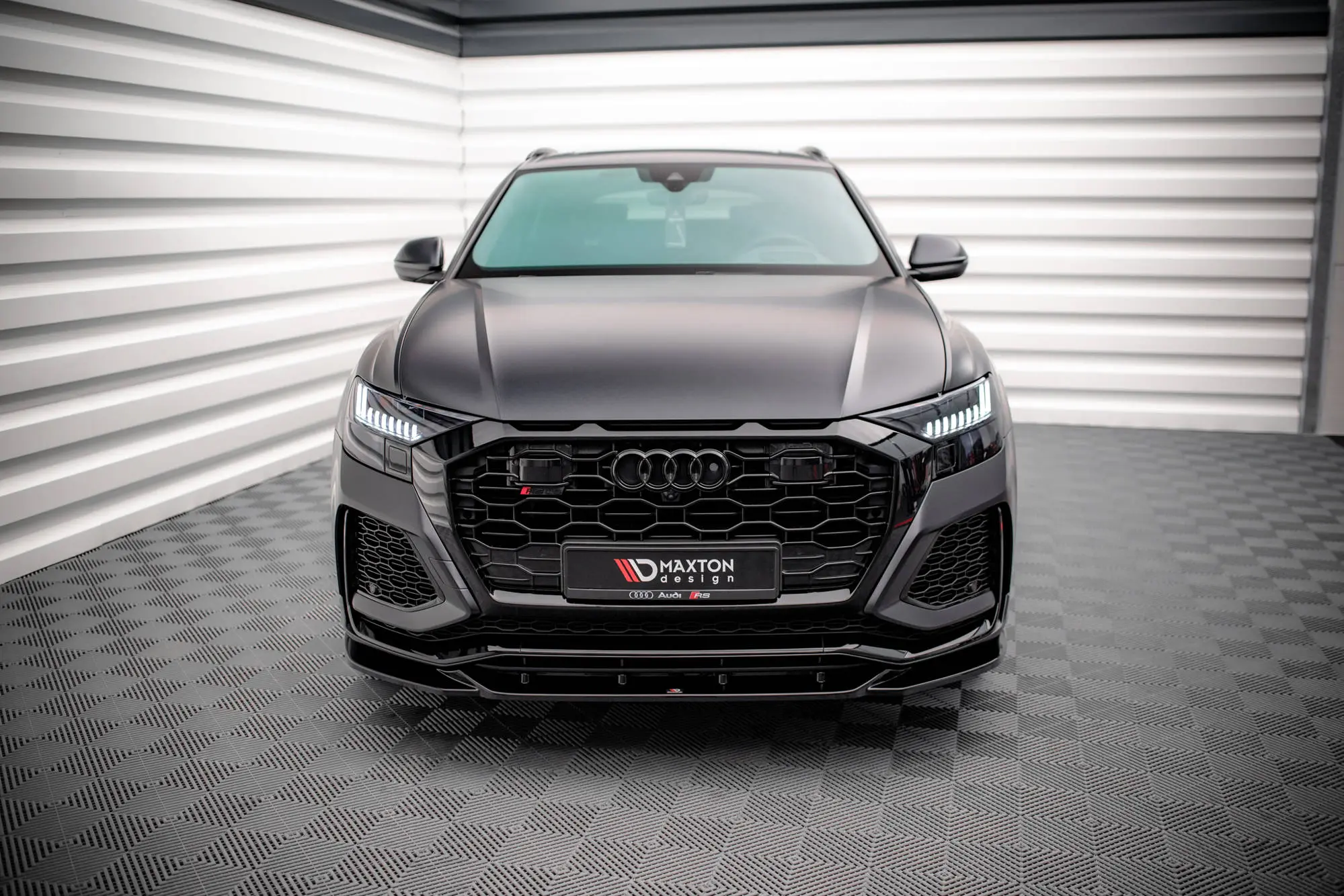 Frontspoiler Audi RS Q8 Mk1 2019 -> | V.2 Glossy Black Edition – bilde 3