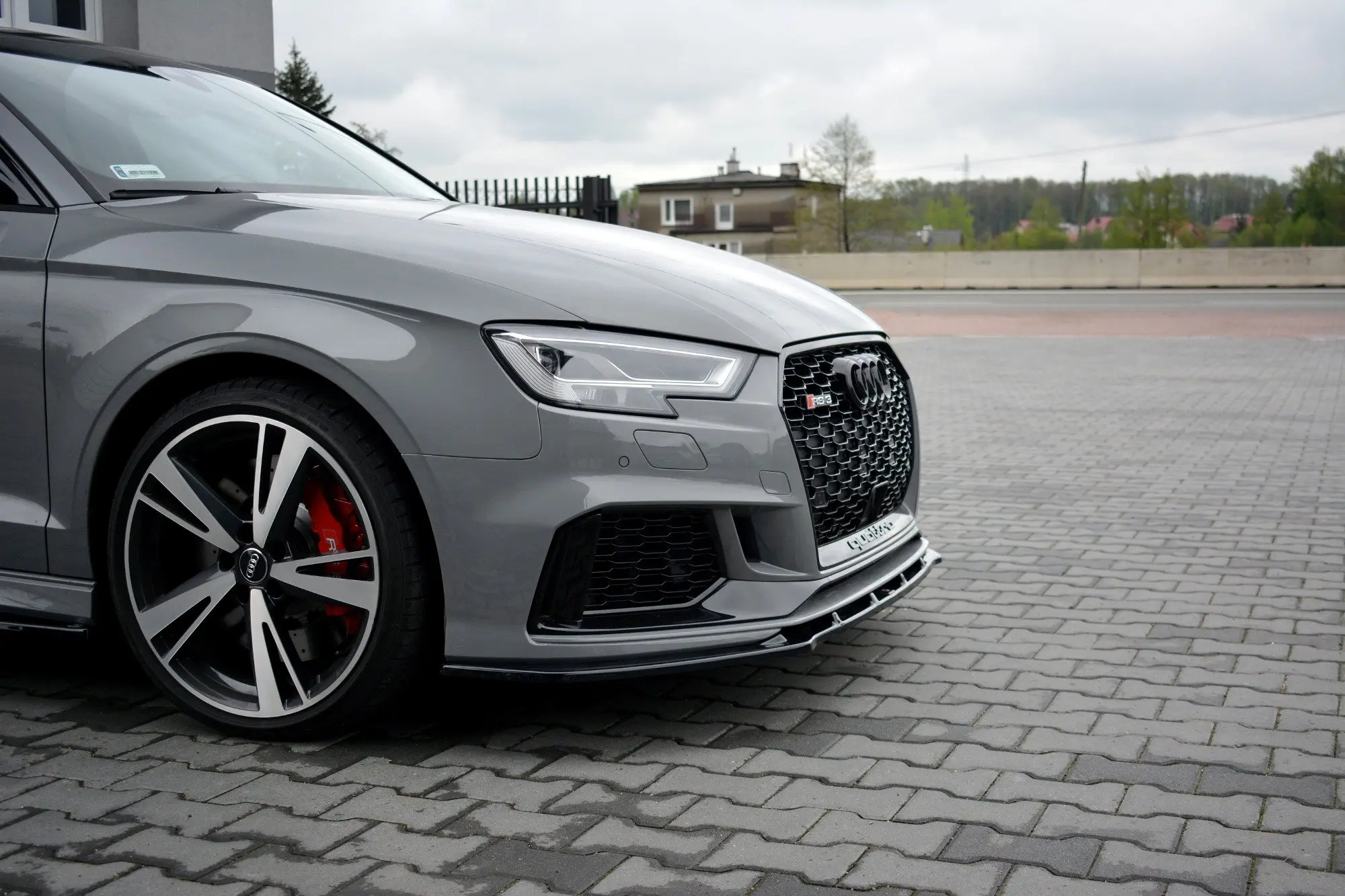 Frontspoiler Audi RS3 (8V) Sedan facelift 2017-2020 | V.1 Glossy Black Edition – bilde 3