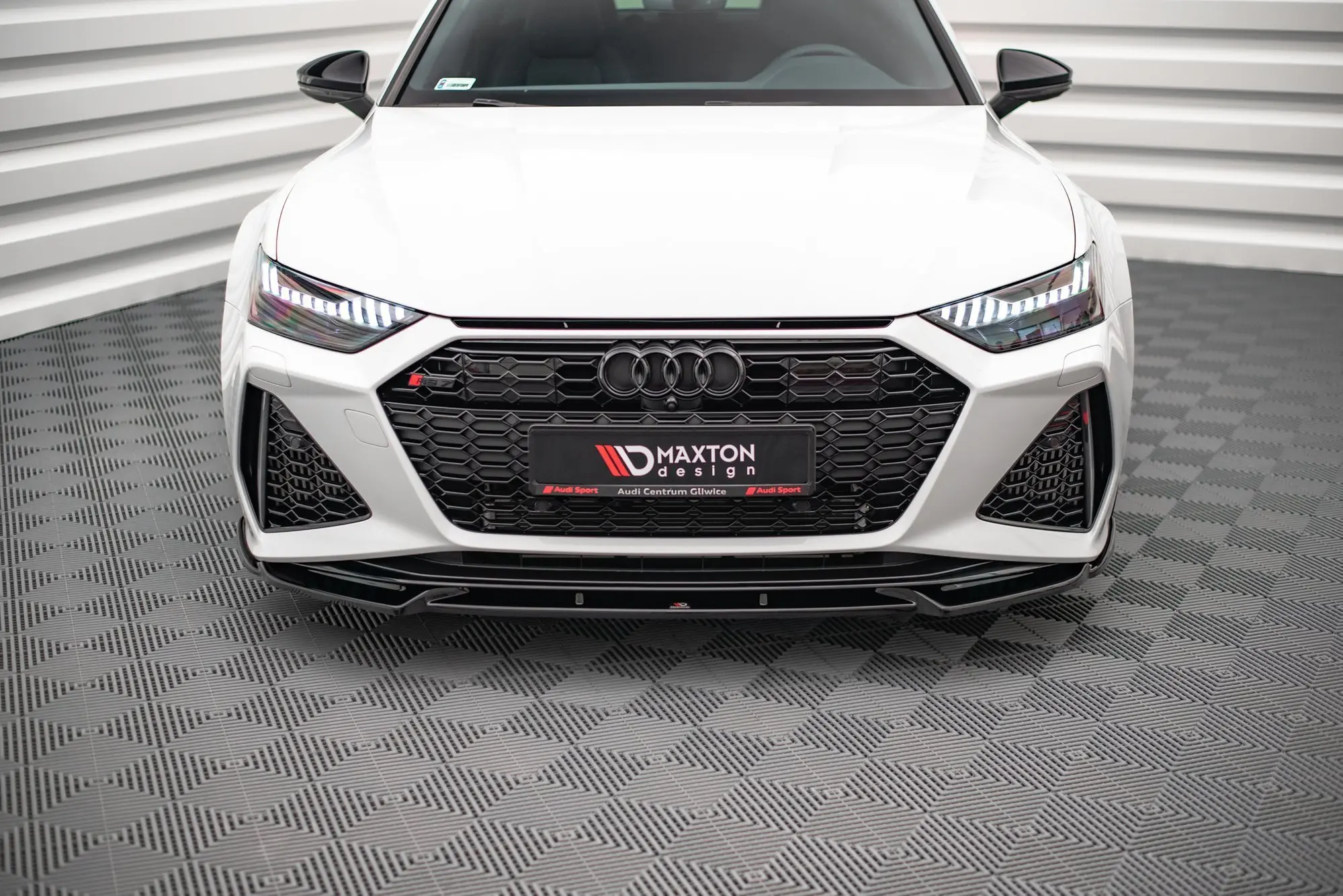 Frontspoiler Audi RS6 (C8) / Audi RS7 (C8) 2019 -> | V.1 Glossy Black Edition – bilde 2