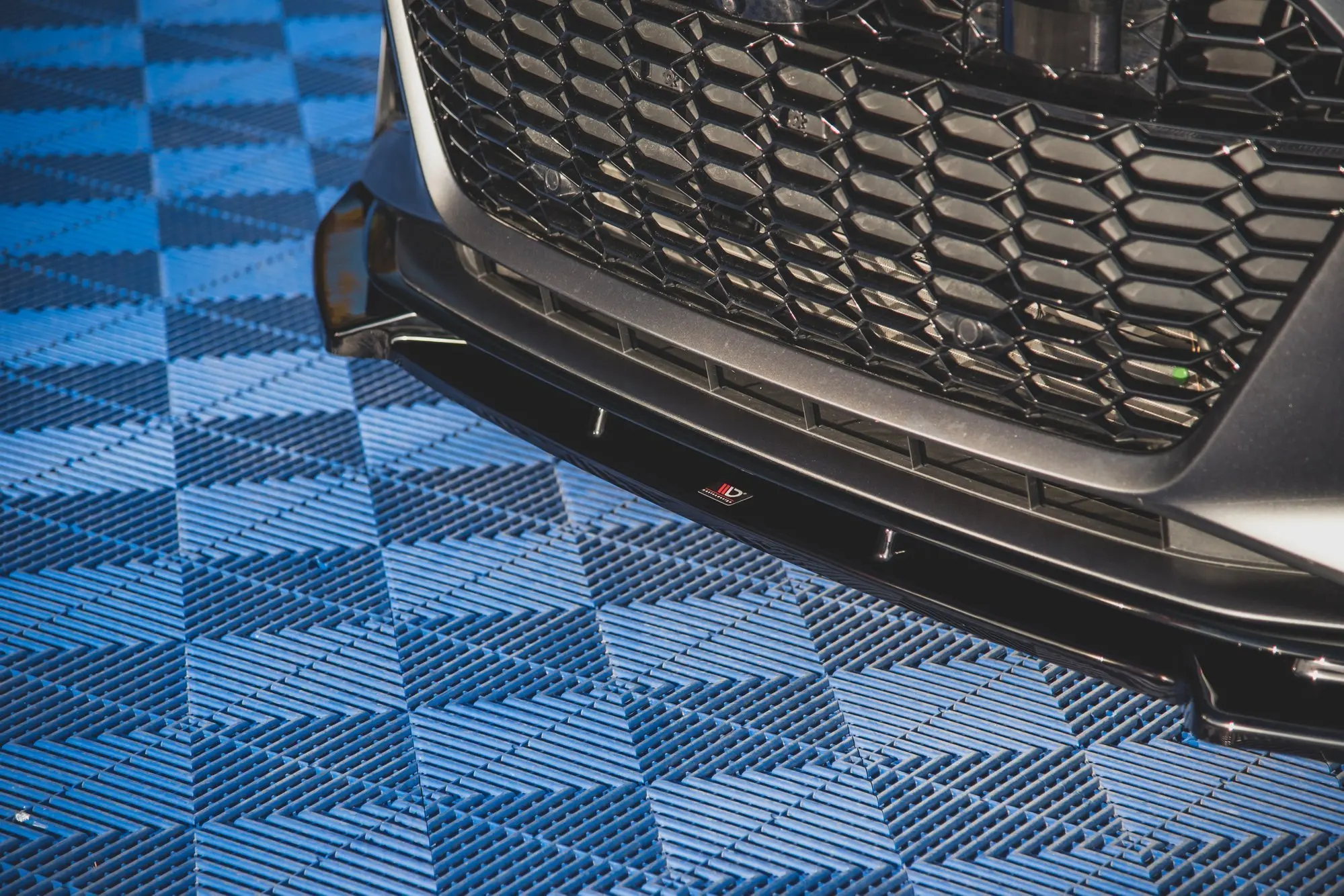 Frontspoiler Audi RS6 (C8) / Audi RS7 (C8) 2019 -> | V.1 Glossy Black Edition – bilde 6