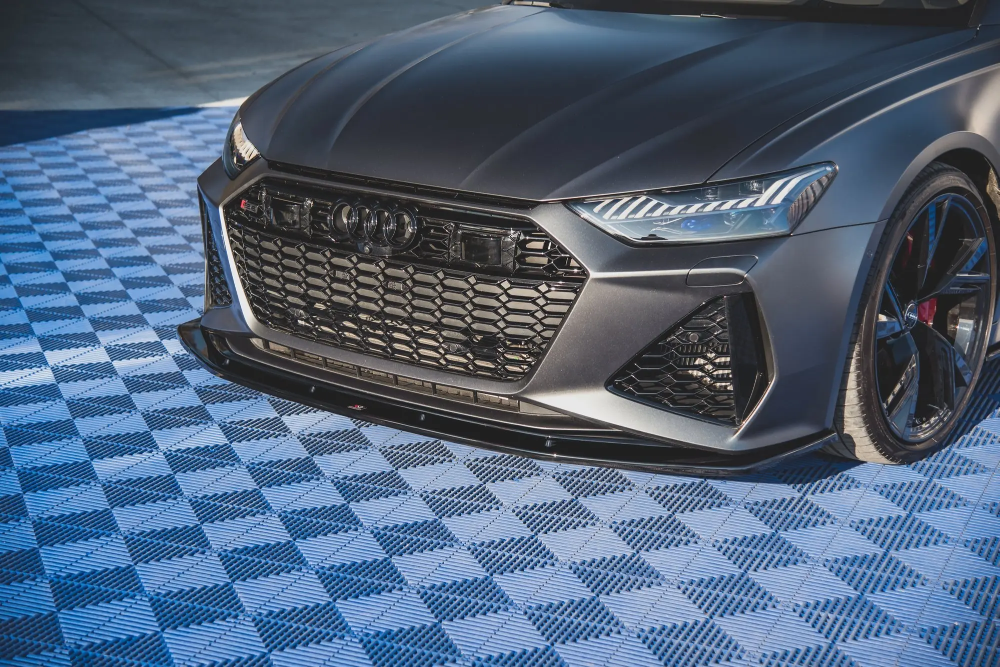 Frontspoiler Audi RS6 (C8) / Audi RS7 (C8) 2019 -> | V.2 Glossy Black Edition