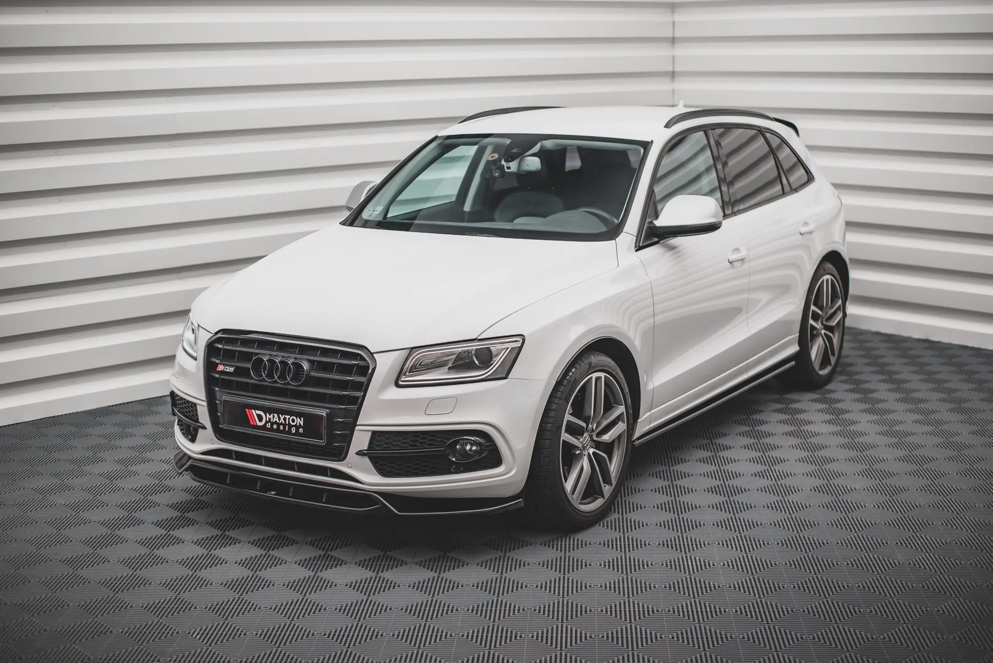 Frontspoiler Audi SQ5 I (8R) 2012-2017 | Glossy Black Edition – bilde 3