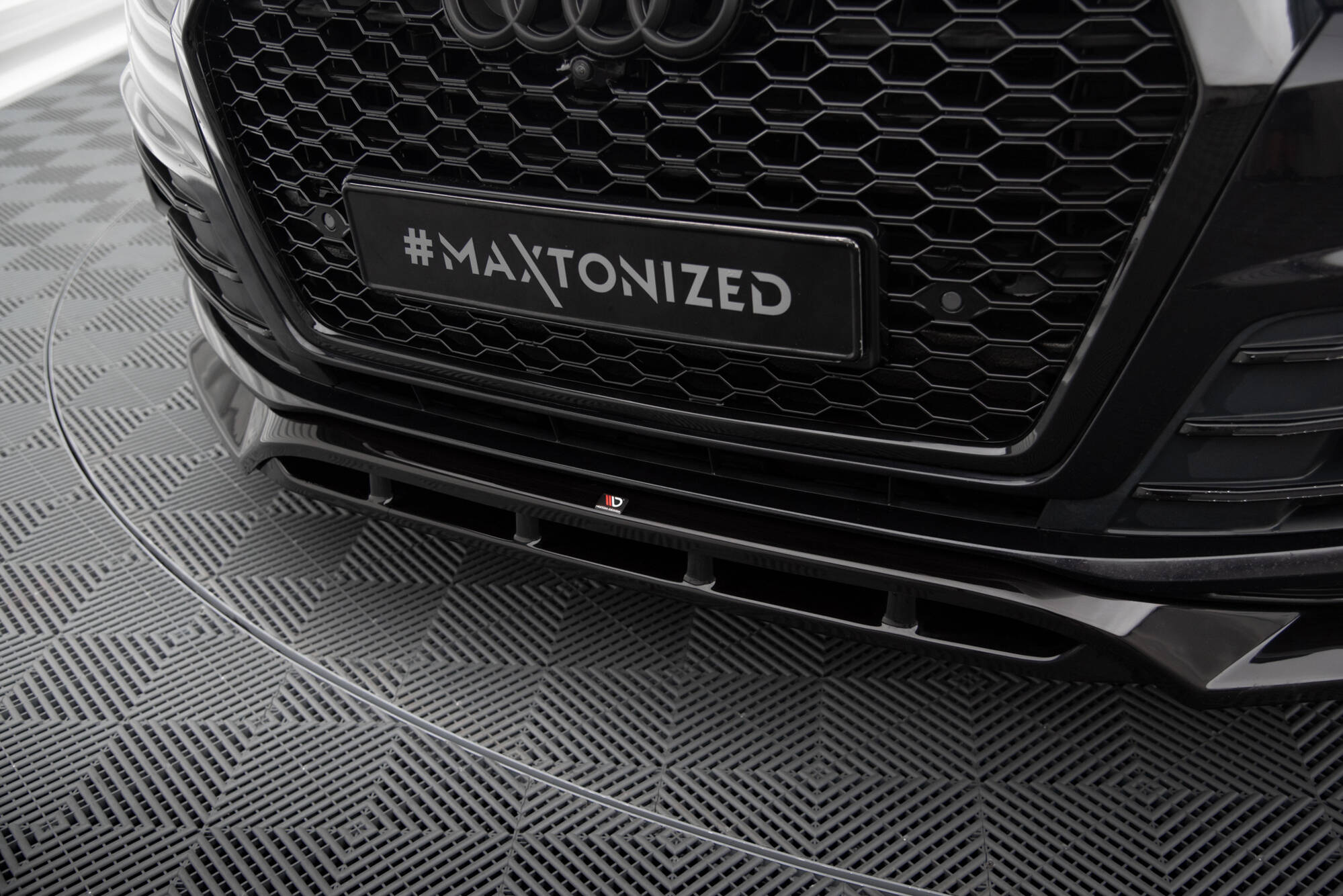 Frontspoiler Audi SQ7 / Q7 S-Line mk2 2015 - 2019 | V.2 Glossy Black Edition