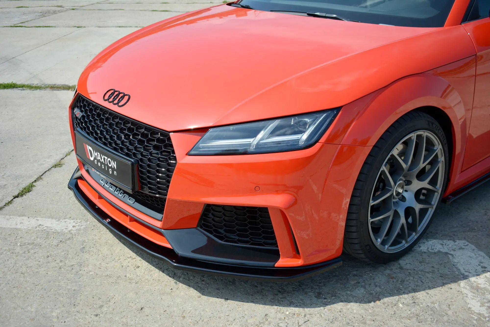 Frontspoiler Audi TT RS (8S) 2016 -> | V.1 Glossy Black Edition – bilde 3