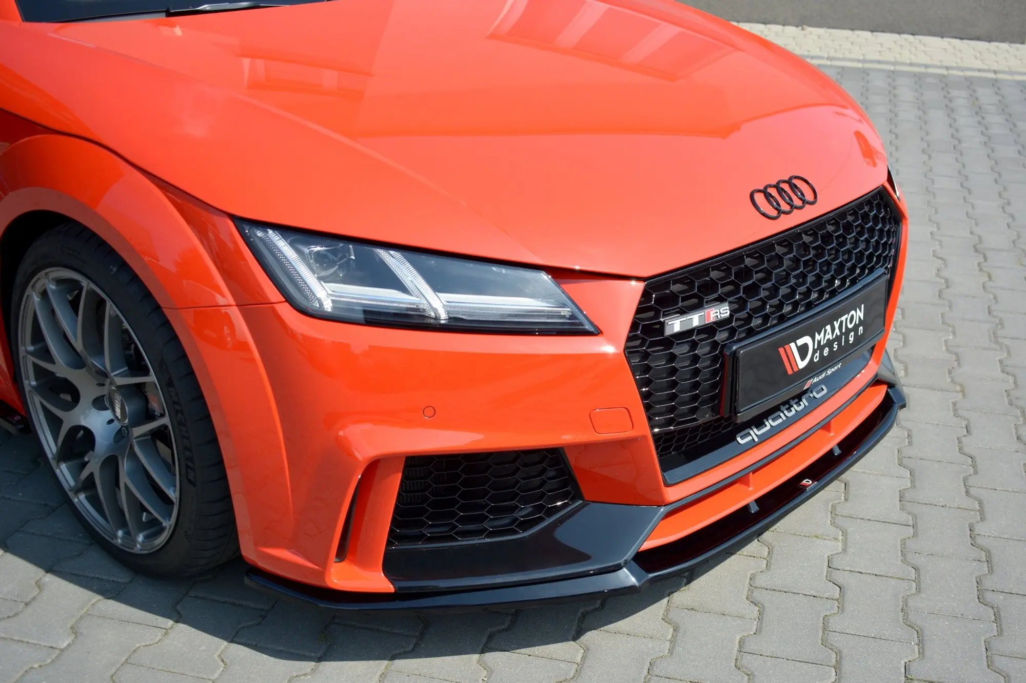 Frontspoiler Audi TT RS (8S) 2016 -> | V.2 Glossy Black Edition