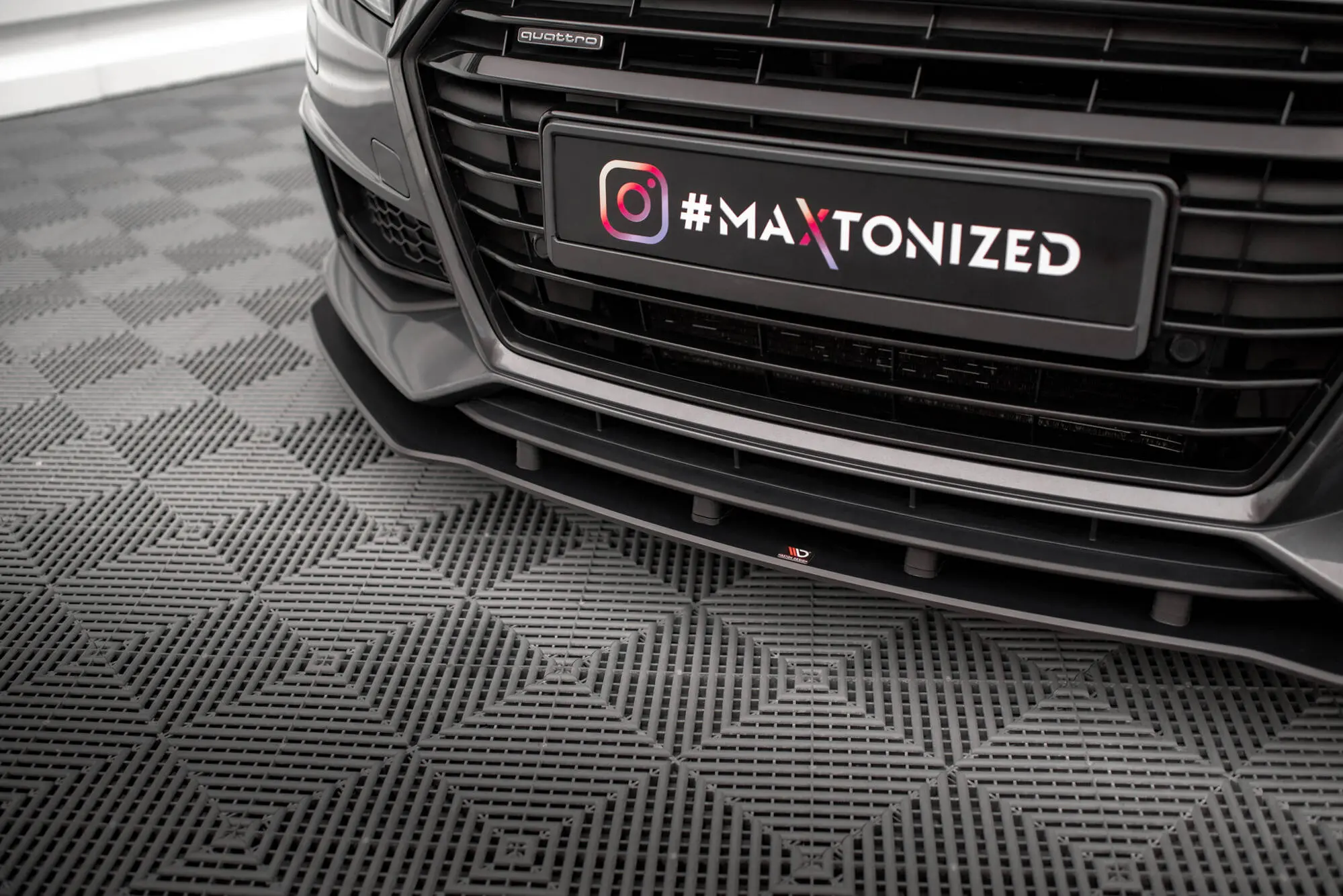 Frontspoiler Audi TT S (8S) / Audi TT S-Line (8S) 2014 - 2018 | Street Pro Black Edition
