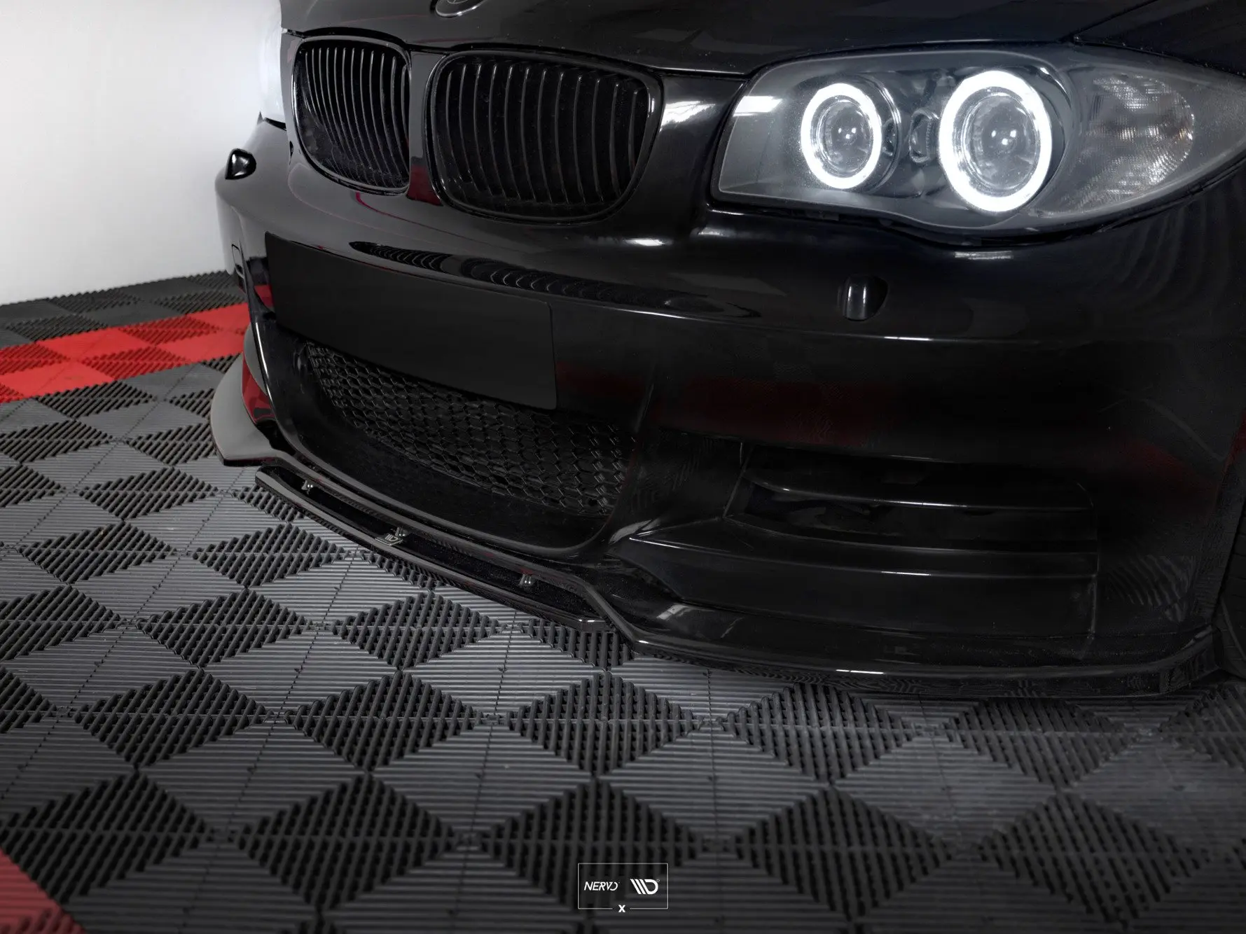 Frontspoiler BMW 1 (E82) M-pakke Facelift 2007-2013 | V.1 Glossy Black Edition