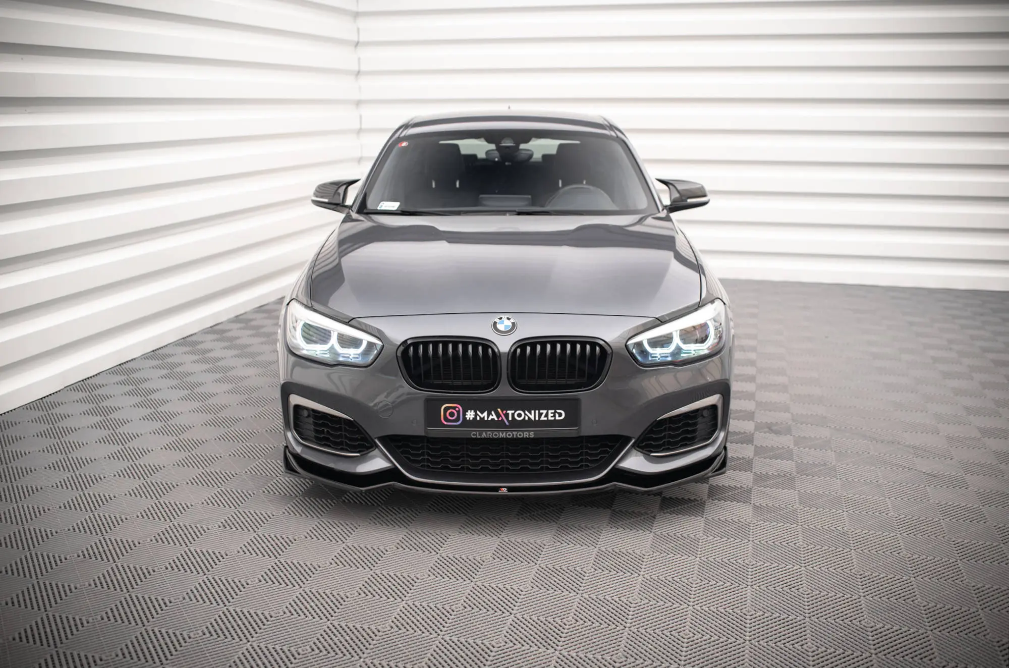 Frontspoiler BMW 1 (F20 / F21) M-Power Facelift 2015-2019 | V.2 Glossy Black Edition – bilde 4