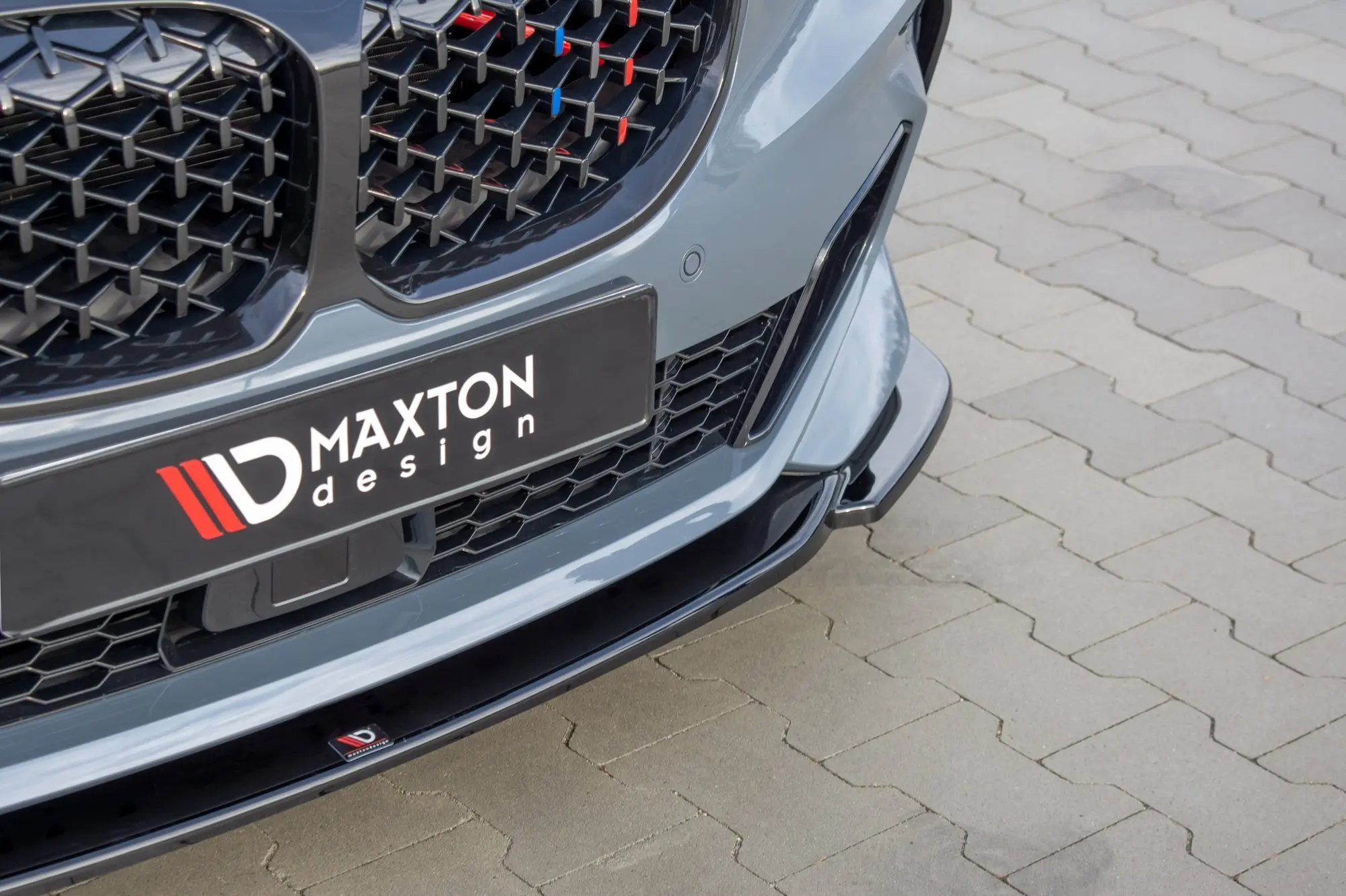 Frontspoiler BMW 1 (F40) M-Pack / M135i 2019 - 2024  | V.3 Glossy Black Edition