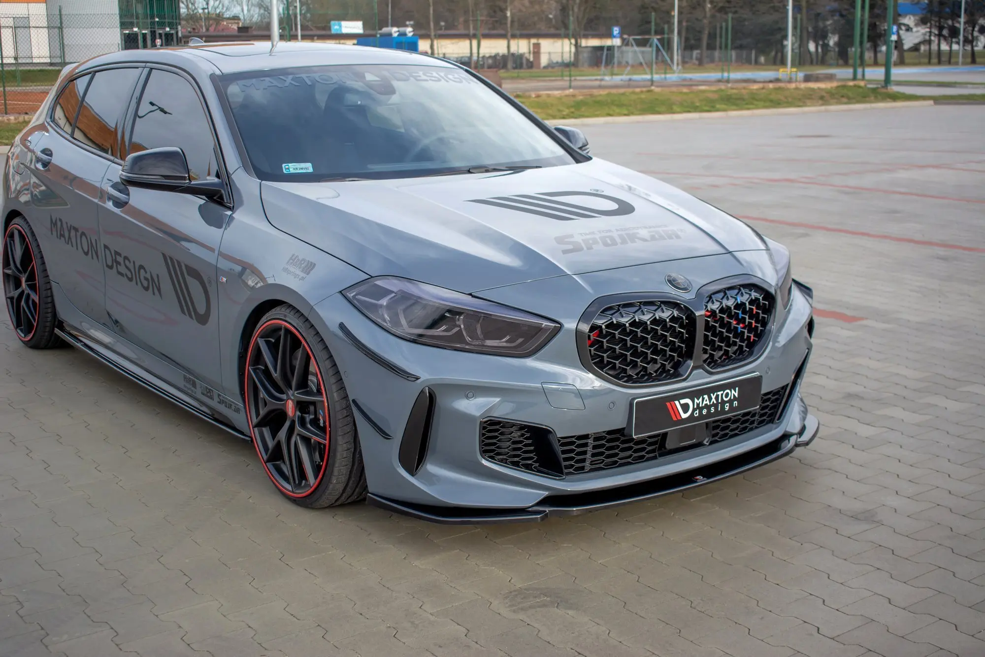 Frontspoiler BMW 1 (F40) M-Pack / M135i 2019 - 2024  | V.3 Glossy Black Edition – bilde 3