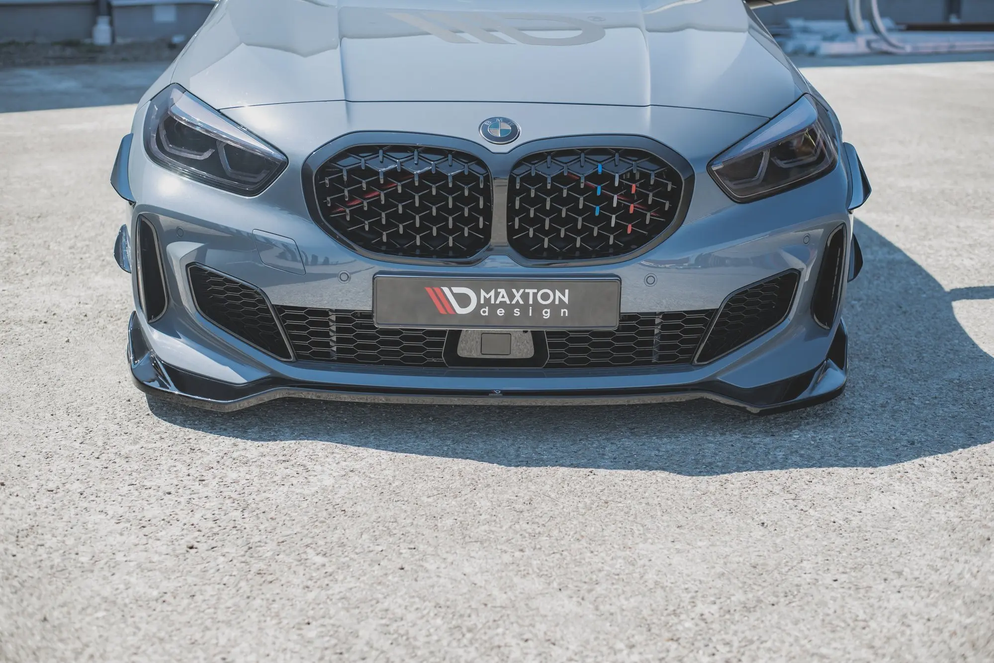 Frontspoiler BMW 1 (F40) M-Pack / M135i 2019 - 2024  | V.5 Glossy Black Edition – bilde 4