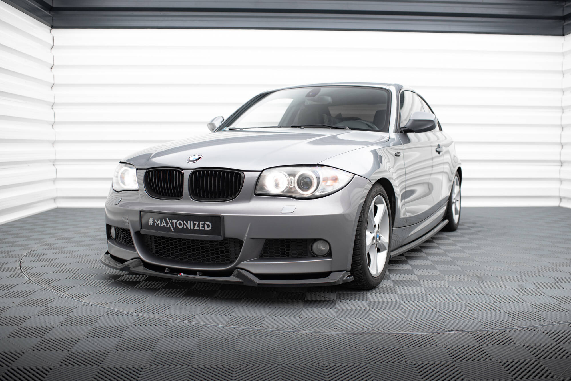 Frontspoiler BMW 1 M-Pack (E82) 2007 - 2011 | Sport Glossy Black Edition V1
