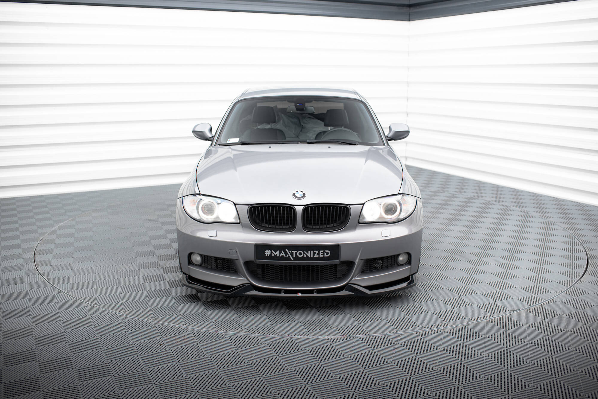 Frontspoiler BMW 1 M-Pack (E82) 2007 - 2011 | Sport Glossy Black Edition V1 – bilde 2