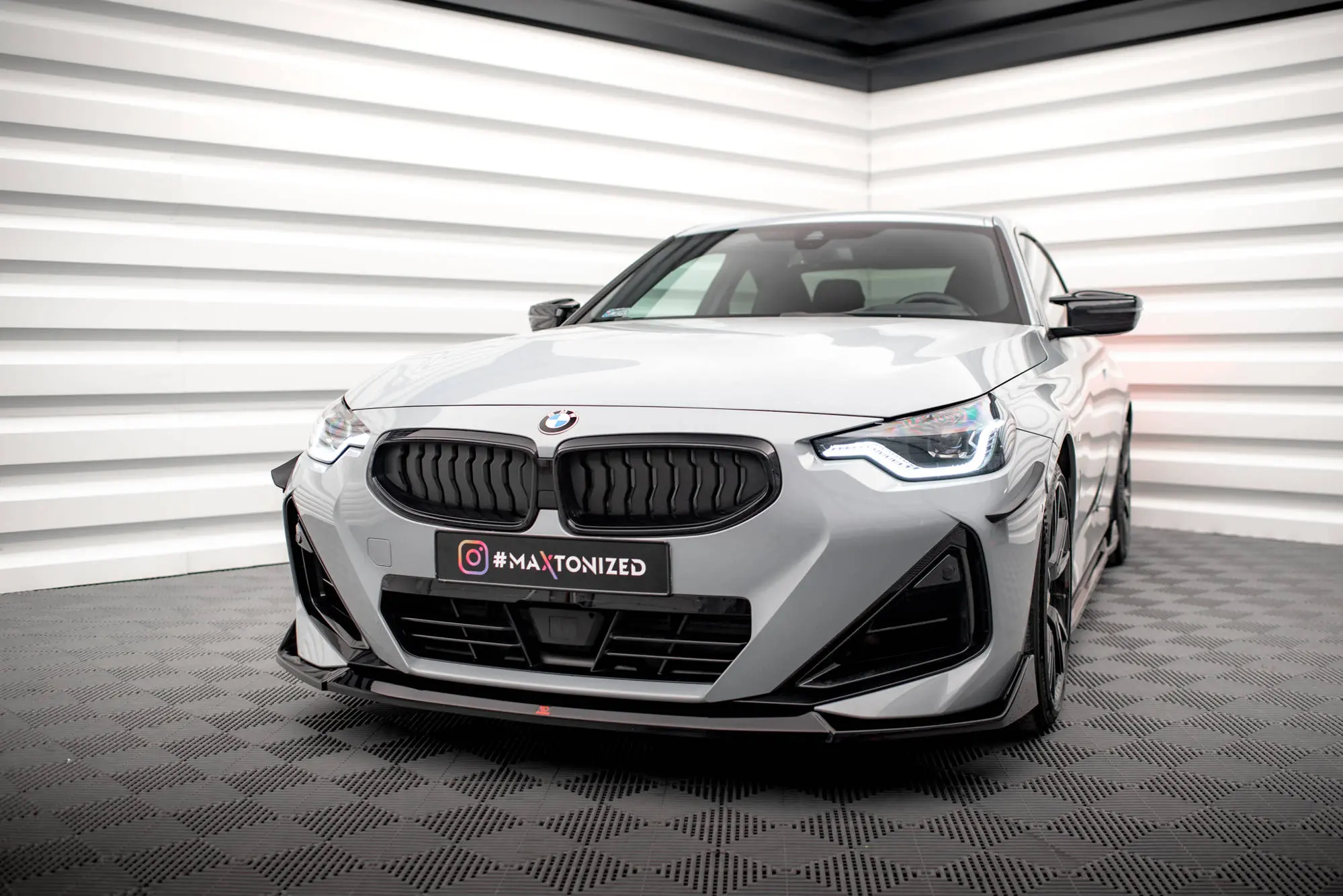 Frontspoiler BMW 2 Coupe (G42) M-Pack 2021 ->  | V.3 Glossy Black Edition – bilde 3