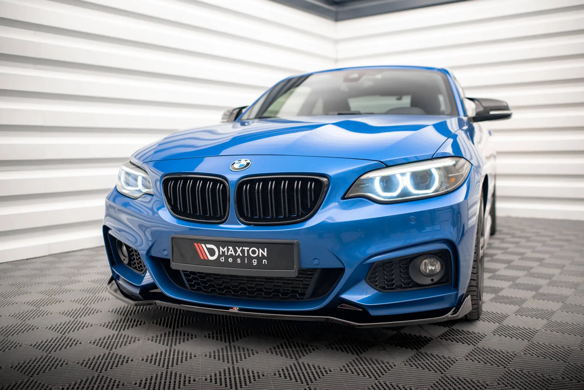 Frontspoiler BMW 2 (F22) M-Pakke 2013-2019 | V.1 Glossy Black Edition – bilde 3