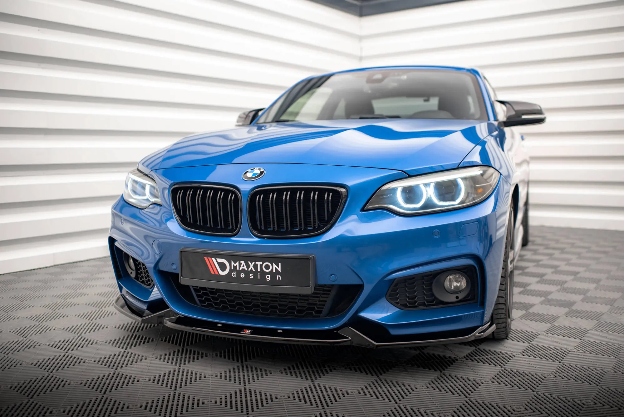 Frontspoiler BMW 2 (F22) M-Pakke 2013-2019 | V.2 Glossy Black Edition – bilde 2
