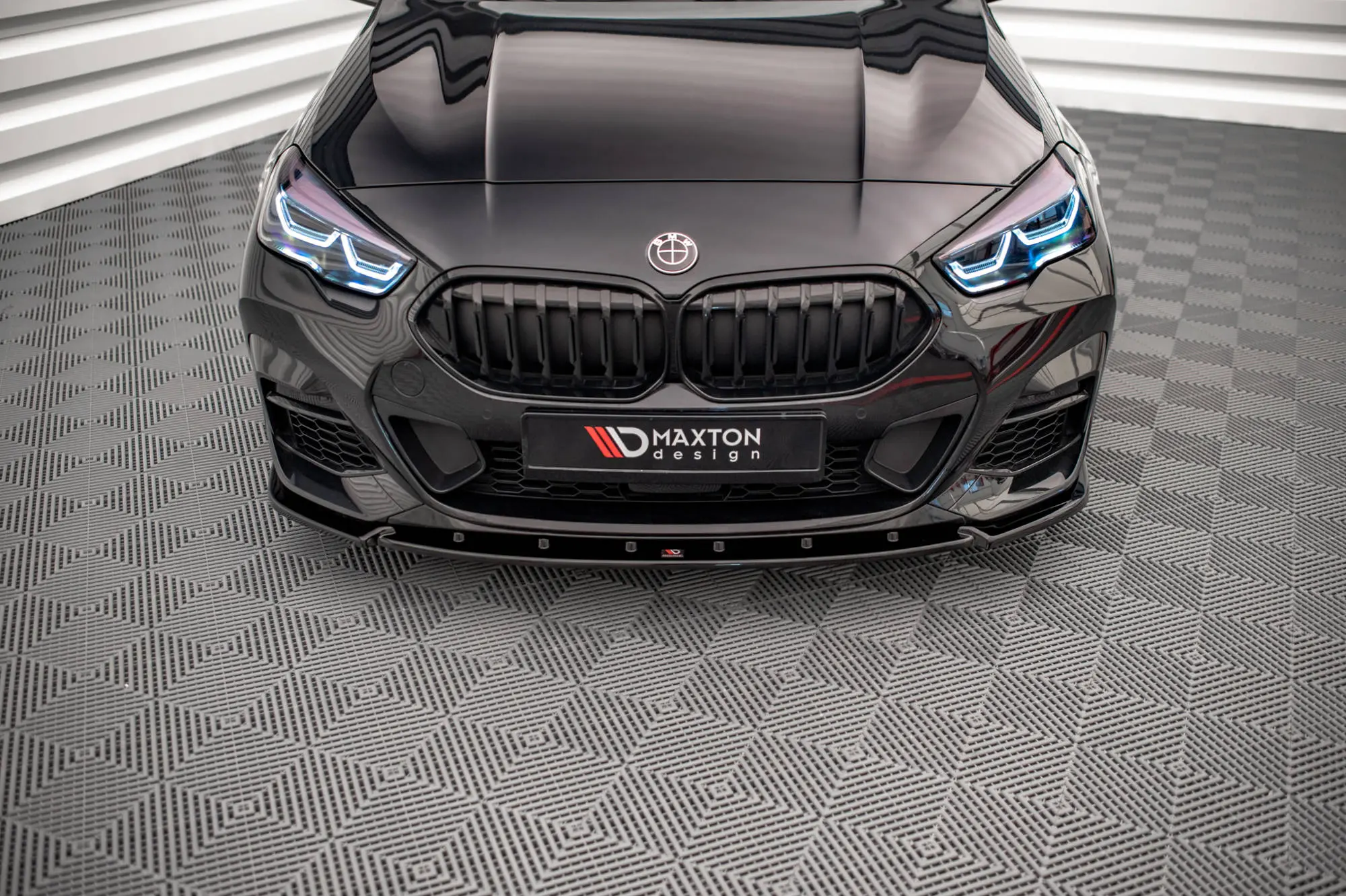 Frontspoiler BMW 2 Gran Coupe (F44) M-Pakke / M235i (F44) 2019-> | V.2 Glossy Black Edition