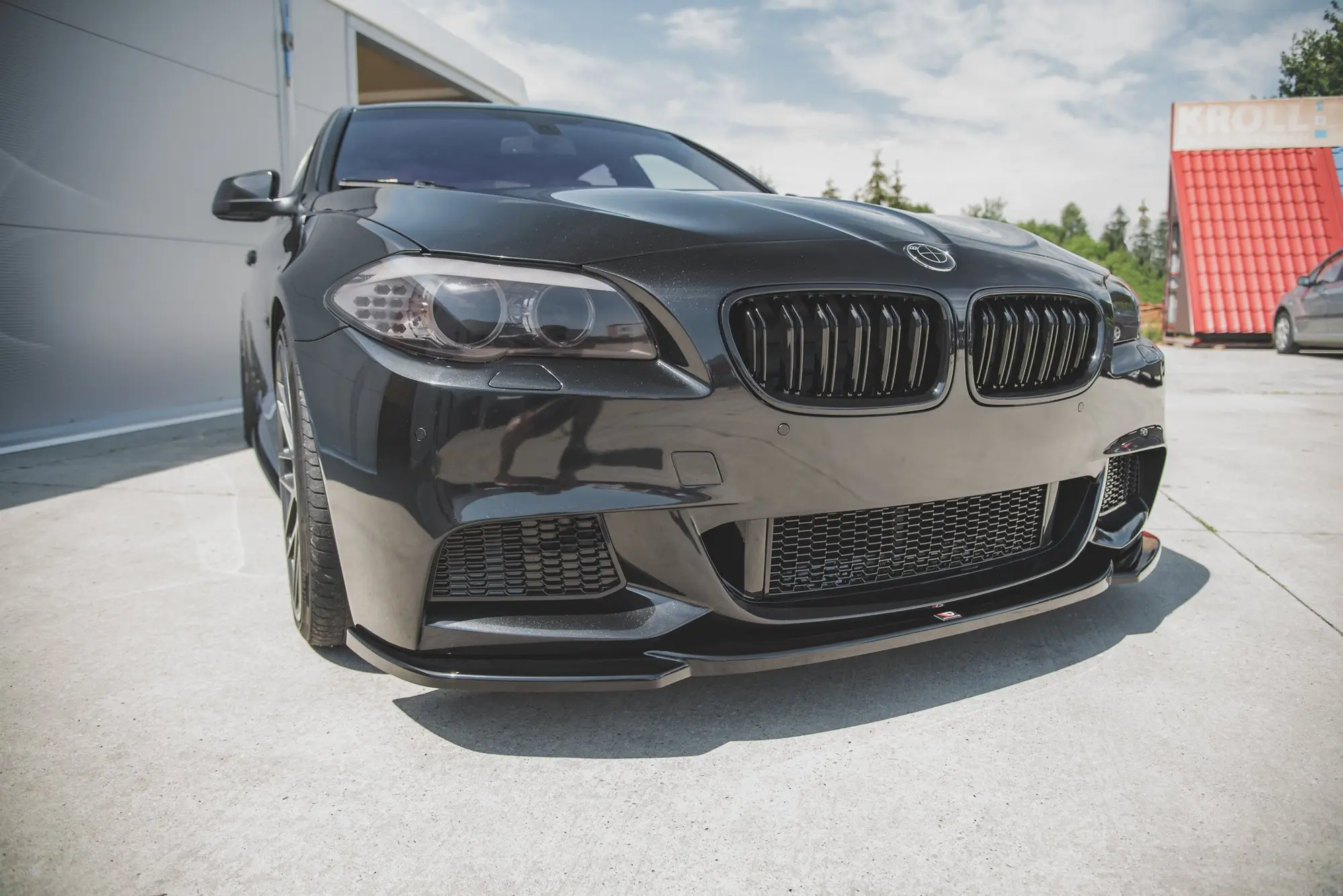 Frontspoiler BMW 5 (F10/F11) M-Pakke 2010 - 2017 | V.4 Glossy Black Edition