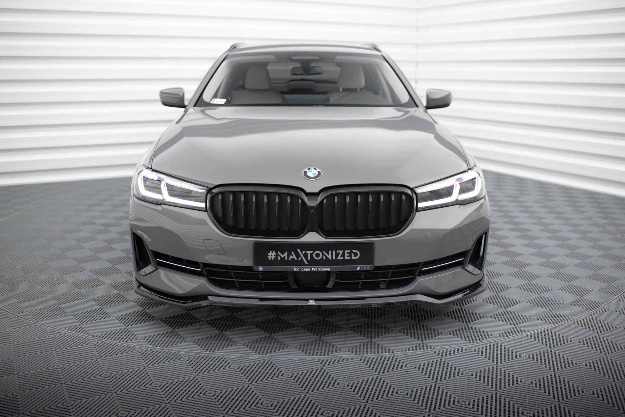 Frontspoiler BMW 5 (G30/G31) Facelift 2020 - 2023 | Sport Glossy Black Edition V2 – bilde 2