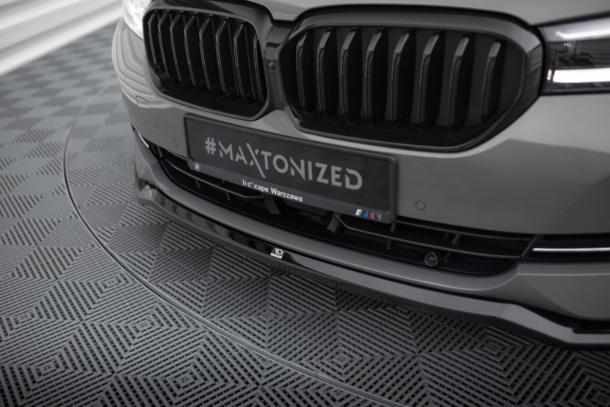 Frontspoiler BMW 5 (G30/G31) Facelift 2020 - 2023 | Sport Glossy Black Edition V2 – bilde 3