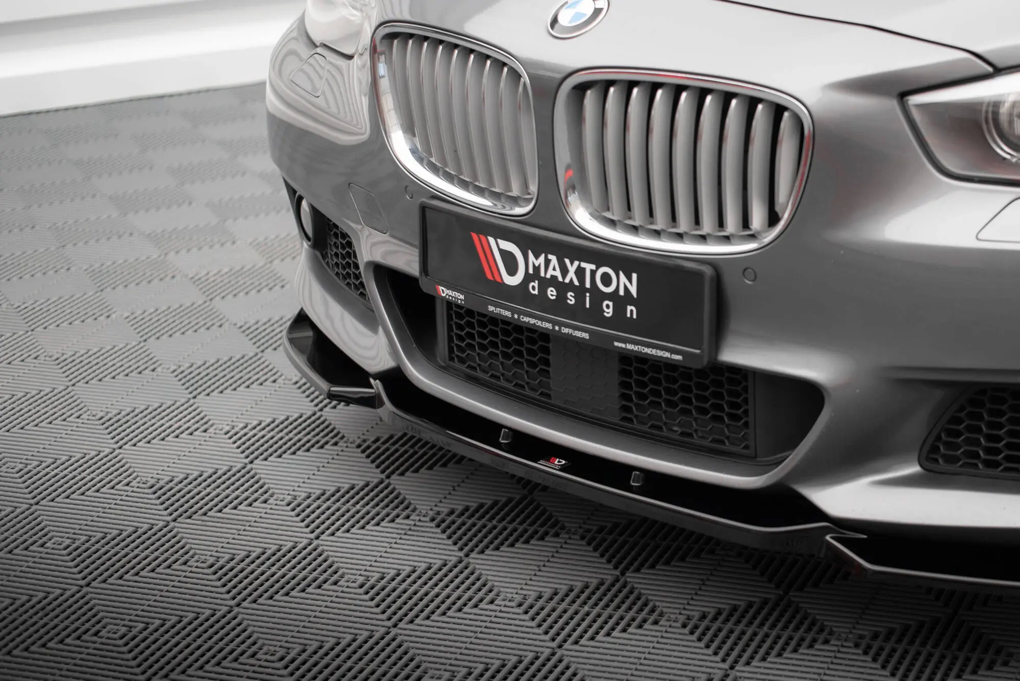 Frontspoiler BMW 5 Gran Turismo (F07) M-Pack 2009 - 2013 | Glossy Black Edition