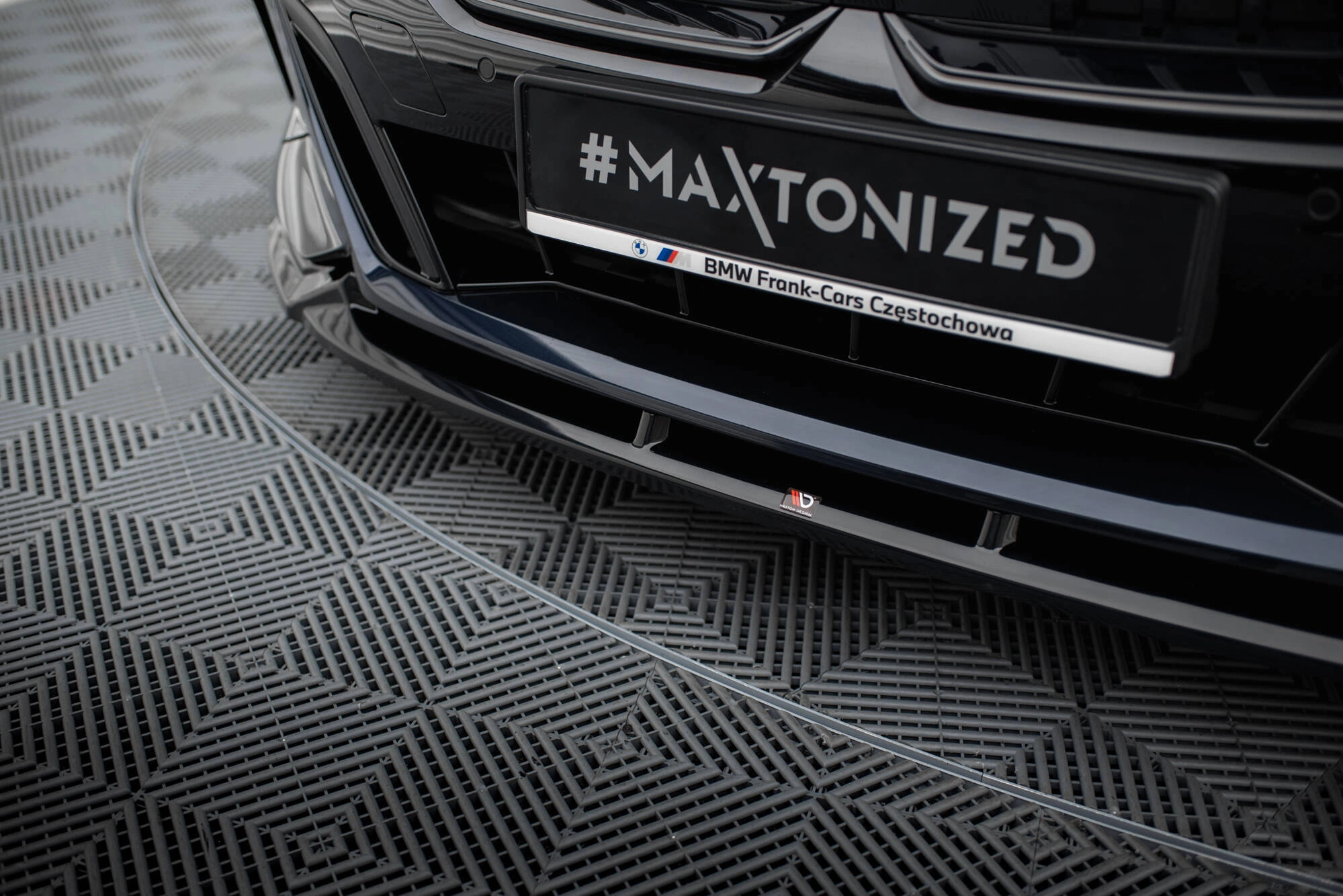 Frontspoiler BMW 5 / i5 (G60/G61) M-Pack 2023 -> | V.1 Glossy Black Edition – bilde 4
