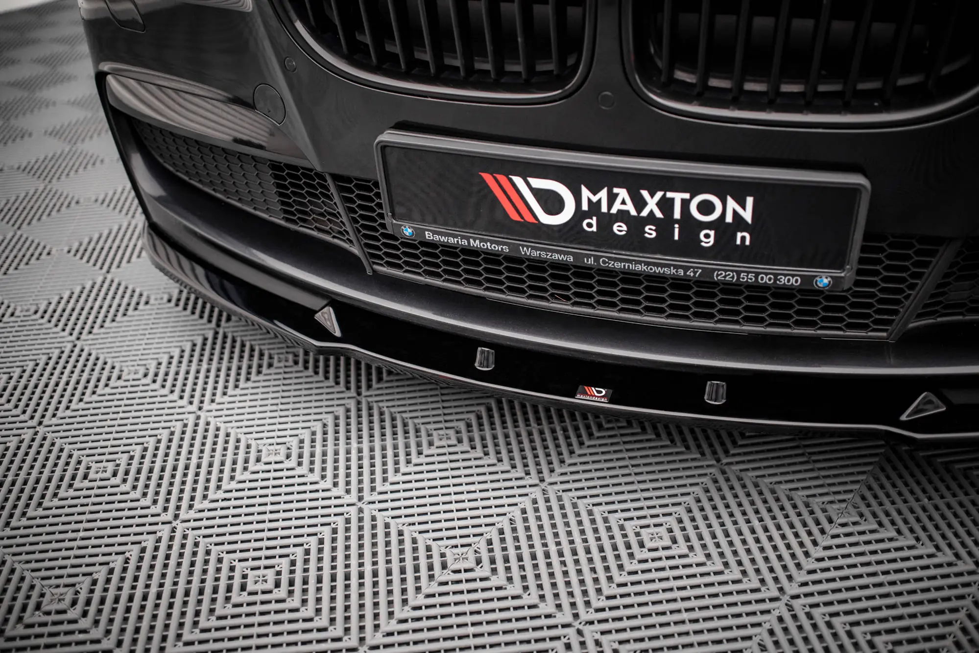 Frontspoiler BMW 7 (F01) M-Pakke 2008-2013 | V.2 Glossy Black Edition – bilde 2