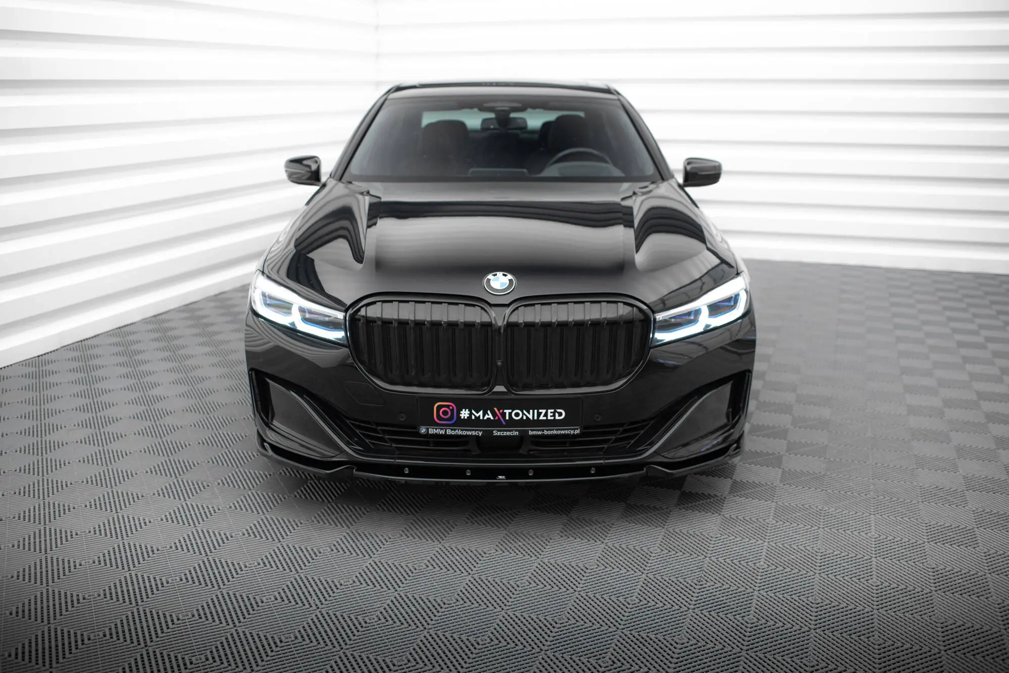 Frontspoiler BMW 7 (G11) facelift 2019 - 2022 | V.1 Glossy Black Edition – bilde 3