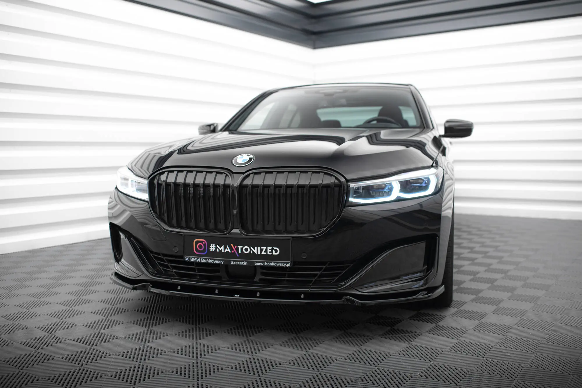 Frontspoiler BMW 7 (G11) facelift 2019 - 2022 | V.1 Glossy Black Edition – bilde 4