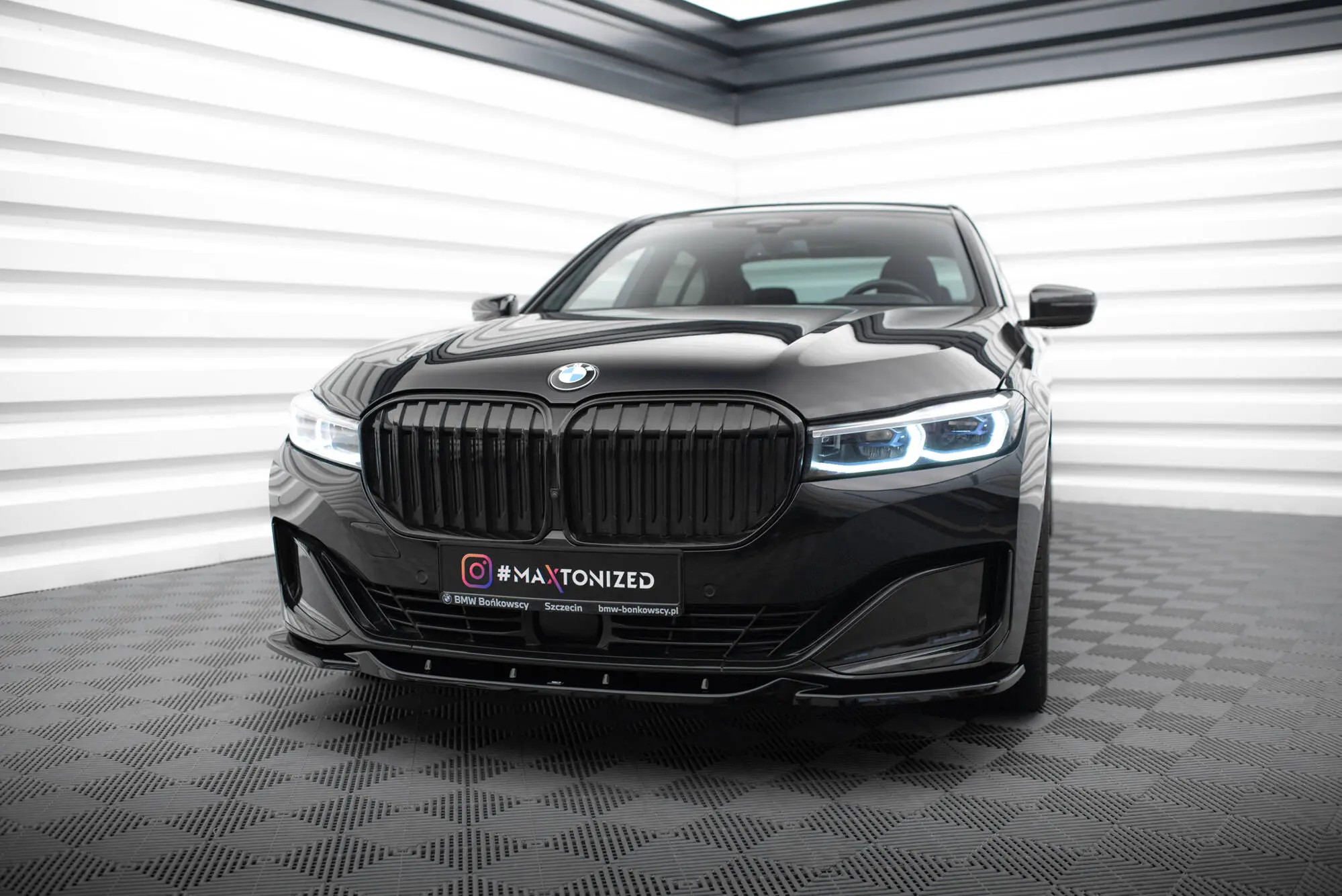 Frontspoiler BMW 7 (G11) facelift 2019 - 2022 | V.2 Glossy Black Edition – bilde 4