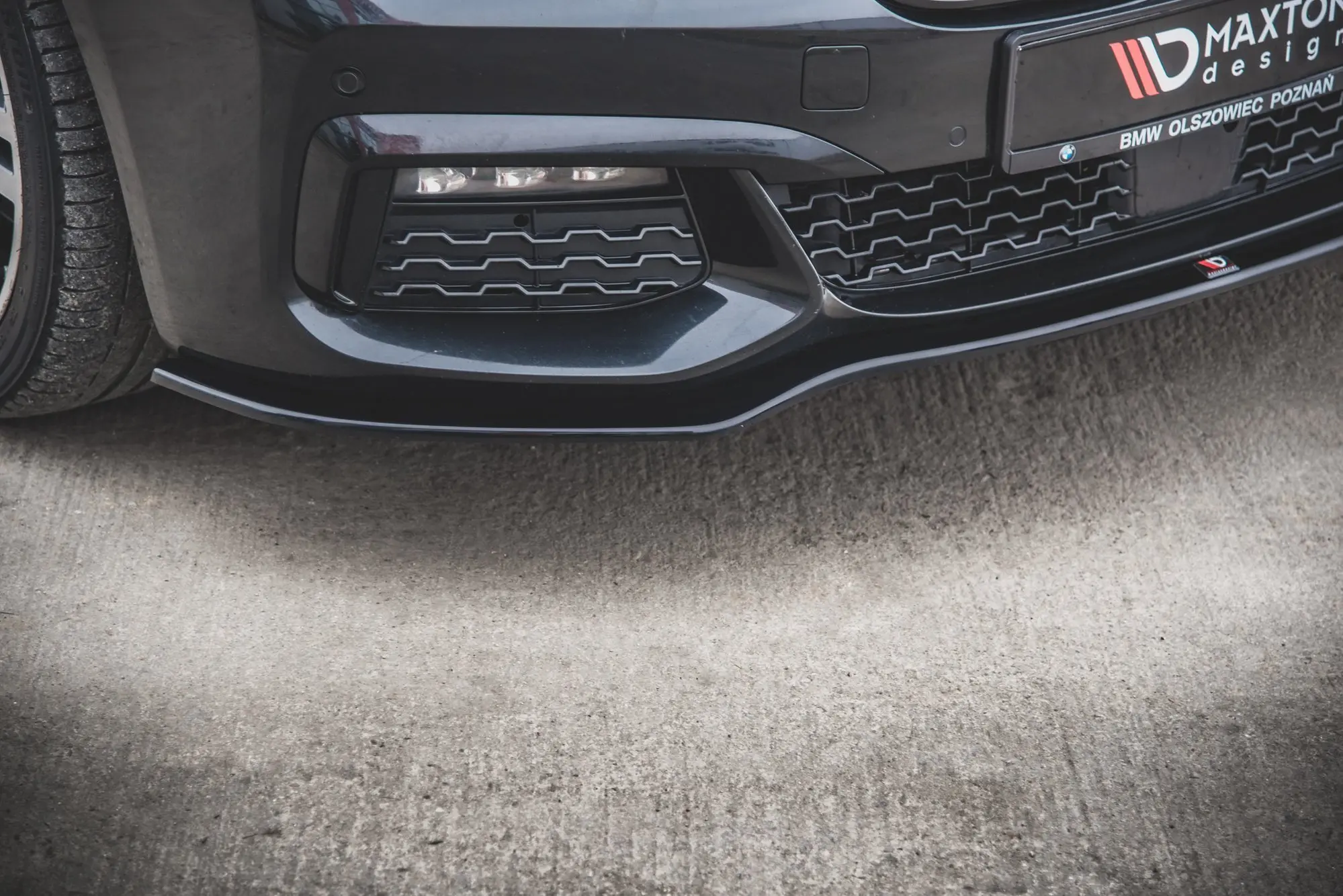 Frontspoiler BMW 7 (G11) M-pakke 2015-2018 | V.1 Glossy Black Edition