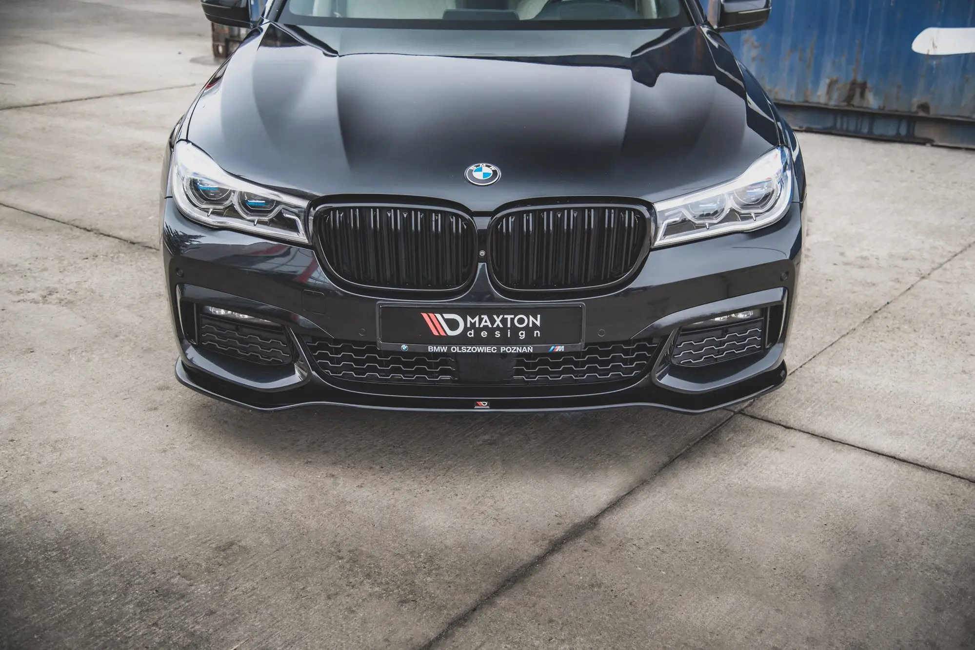 Frontspoiler BMW 7 (G11) M-pakke 2015-2018 | V.1 Glossy Black Edition – bilde 2