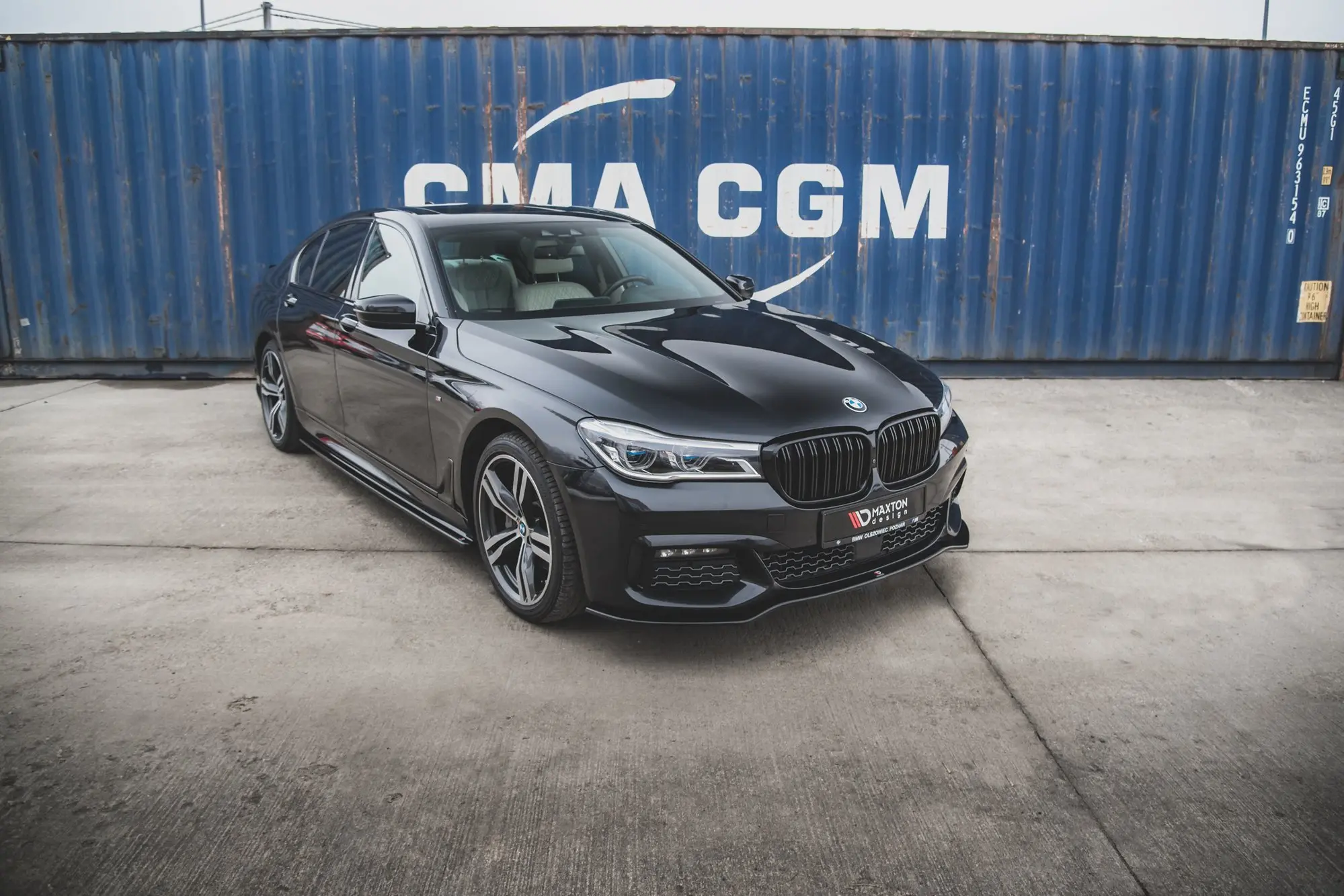 Frontspoiler BMW 7 (G11) M-pakke 2015-2018 | V.1 Glossy Black Edition – bilde 3