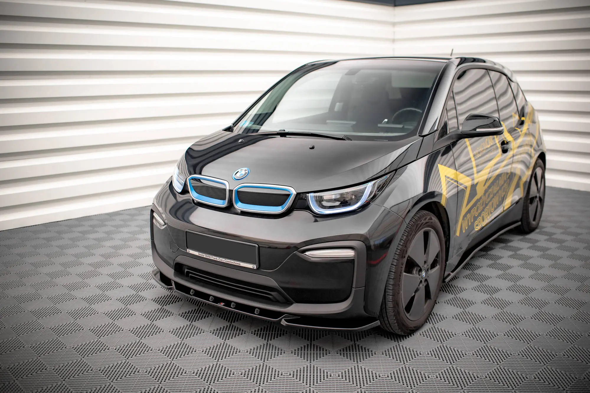 Frontspoiler BMW i3 LCI 2017 - 2022 | V.2 Glossy Black Edition Image 2