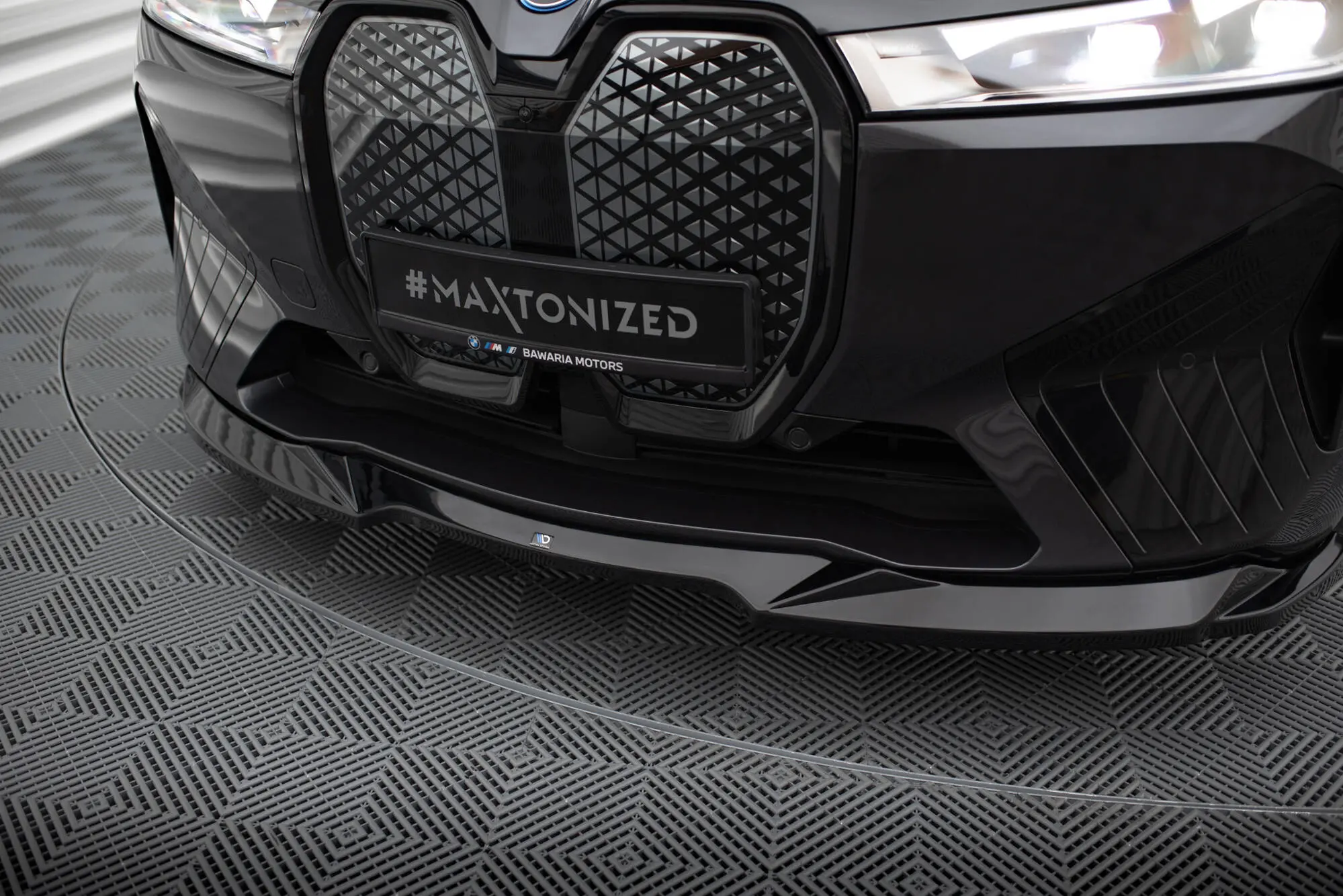 Frontspoiler BMW iX (I20) M-Pack 2021 -> | V.2 Glossy Black Edition Image 2