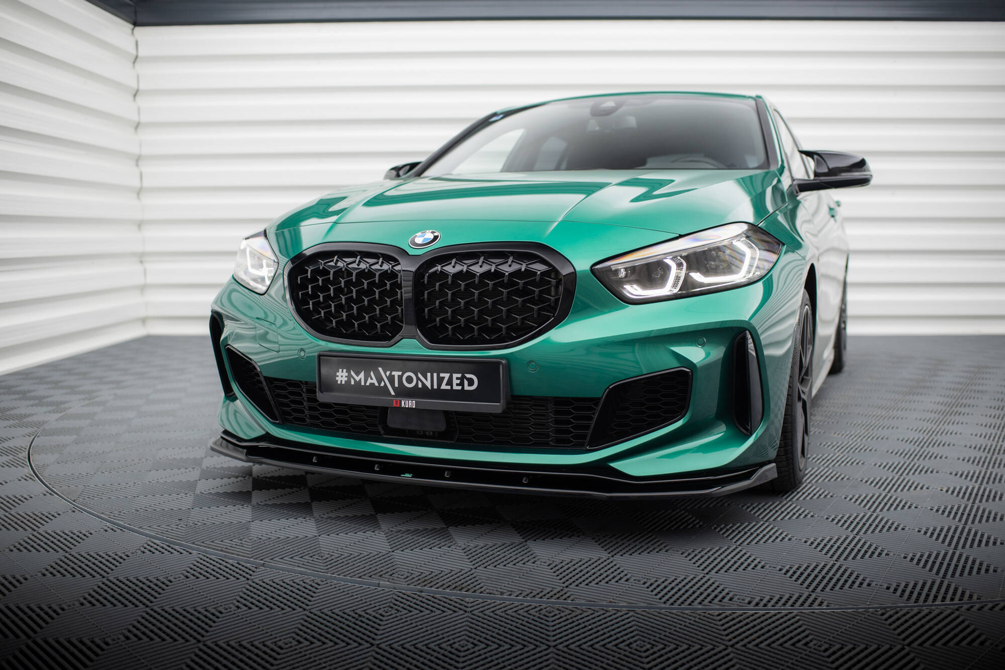 Frontspoiler BMW M135i (F40) 2019 - 2024  | Sport Glossy Black Edition V9