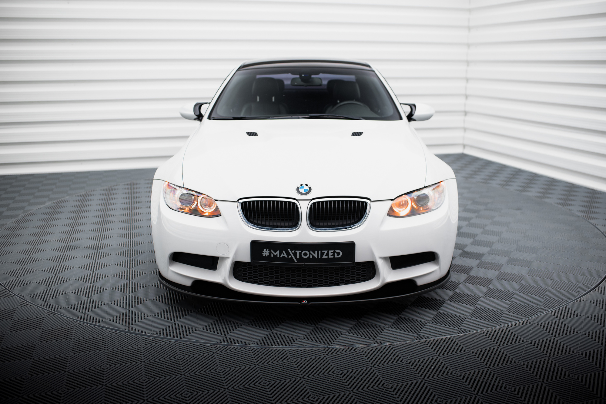 Frontspoiler BMW M3 M Performance (E92/E93) 2007 - 2013 | Sport Glossy Black Edition Image 2