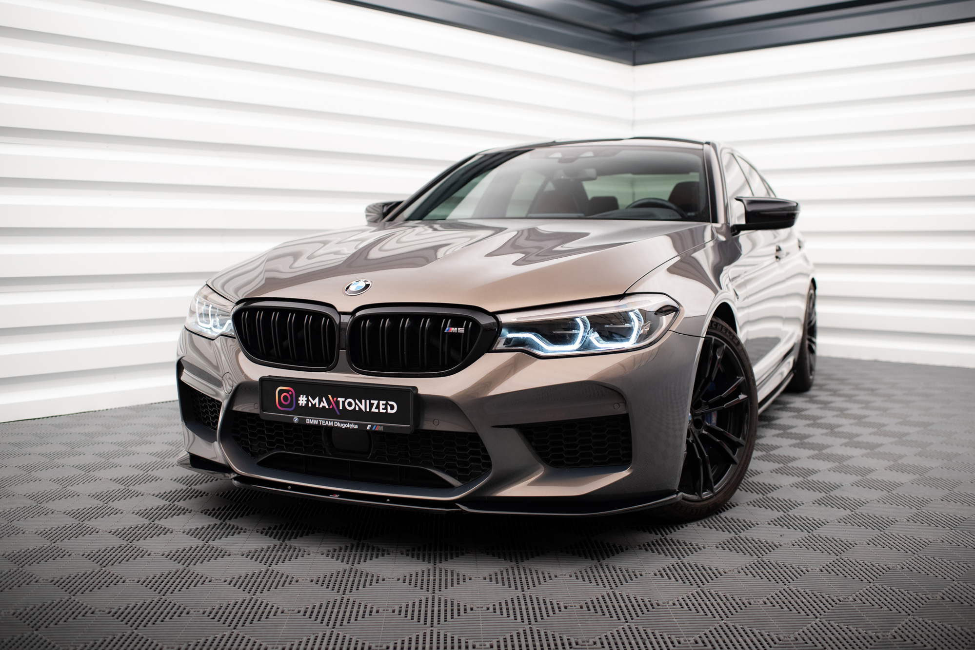 Frontspoiler BMW M5 (F90) 2017 - 2020 | Sport Glossy Black Edition V2 – bilde 2