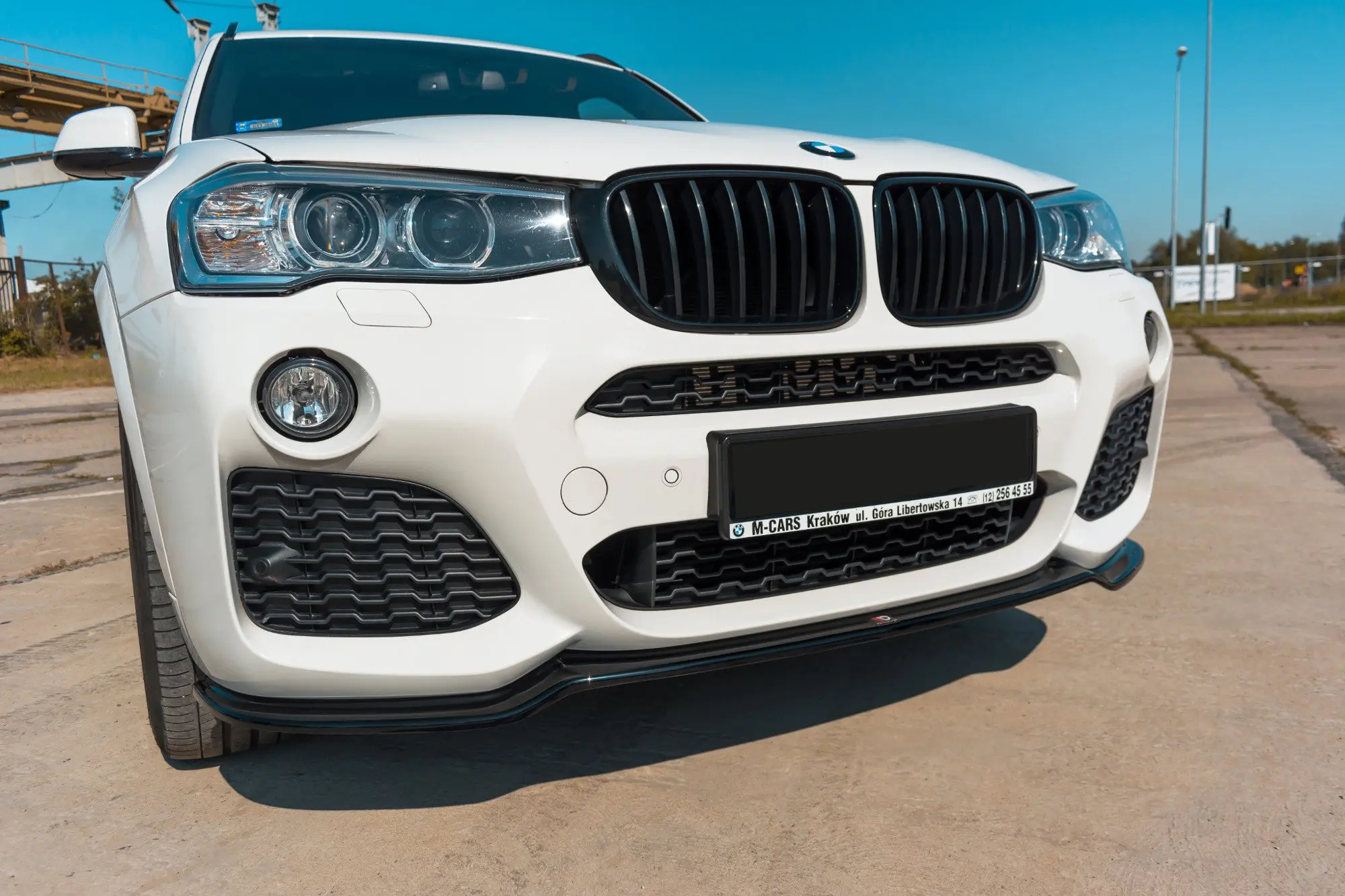 Frontspoiler BMW X3 (F25) M Pack LCI 2014 - 2017 │ Glossy Black Edition – bilde 3