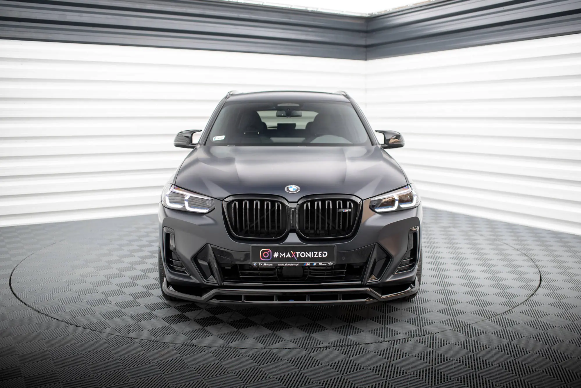 Frontspoiler BMW X3 (G01) / iX3 (G08) M-Pakke Facelift 2021 - 2025 | Glossy Black Edition – bilde 3
