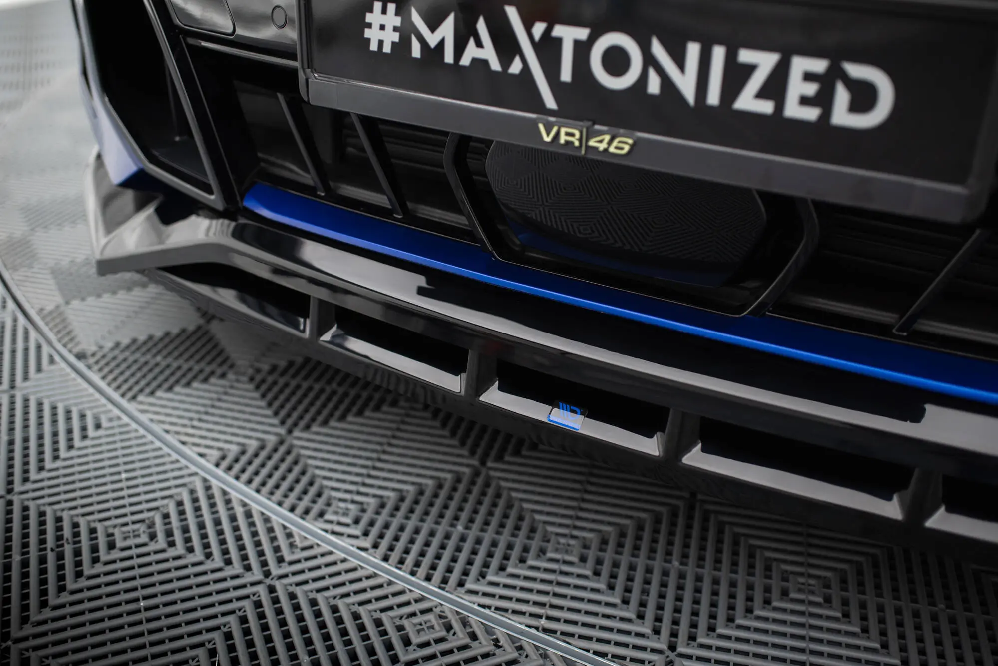 Frontspoiler BMW X5 (G05) M-Pakke Facelift 2023 -> | V.2 Glossy Black Edition – bilde 2